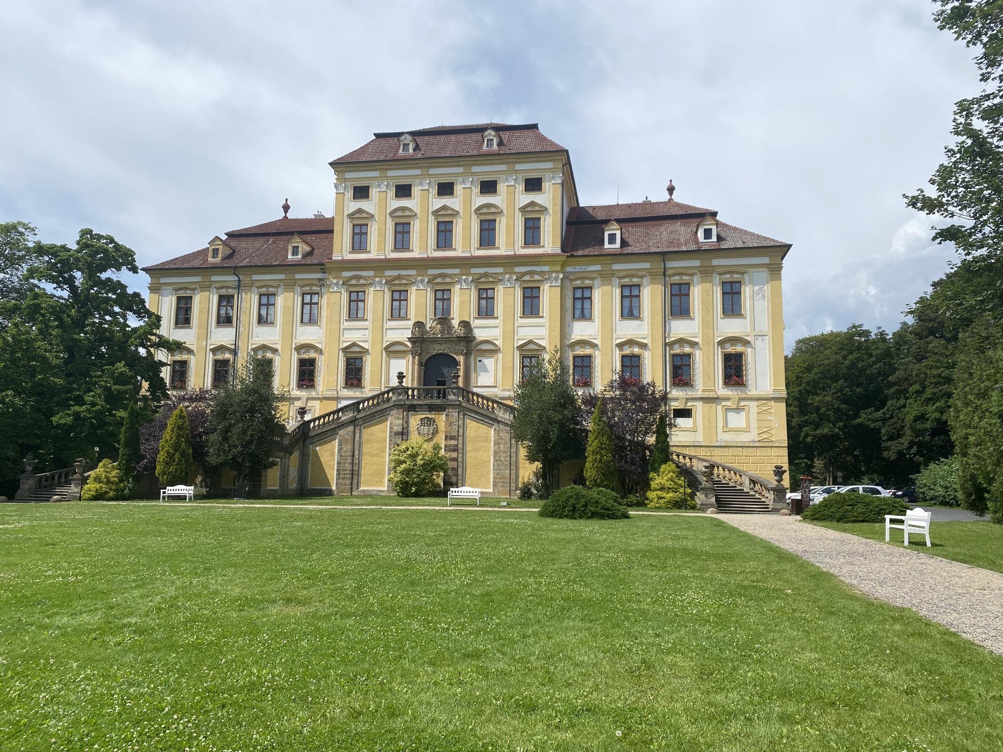 Zámecký hotel Červený Hrádek foto 3