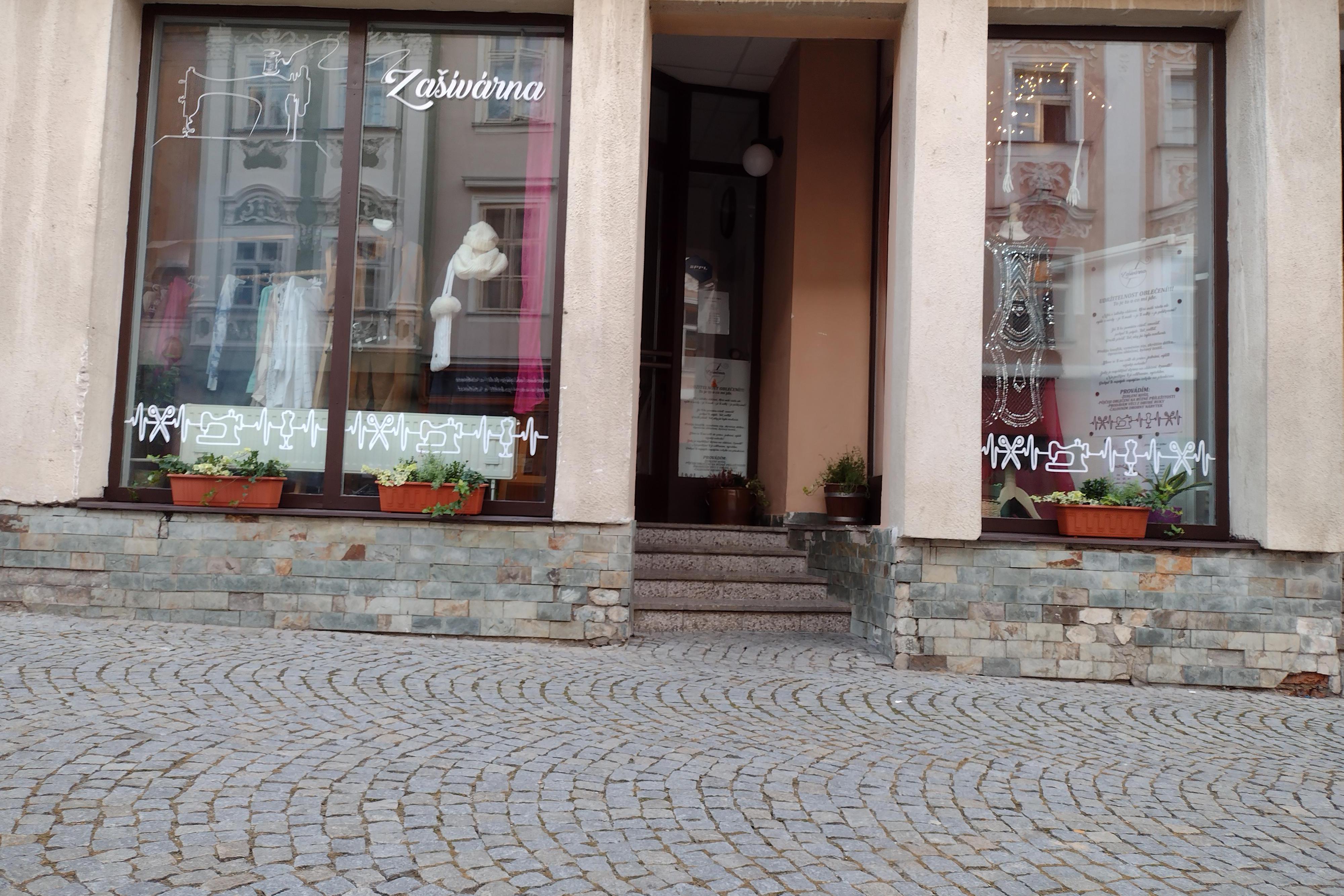 Zašívárna - průvodce textilním uměním