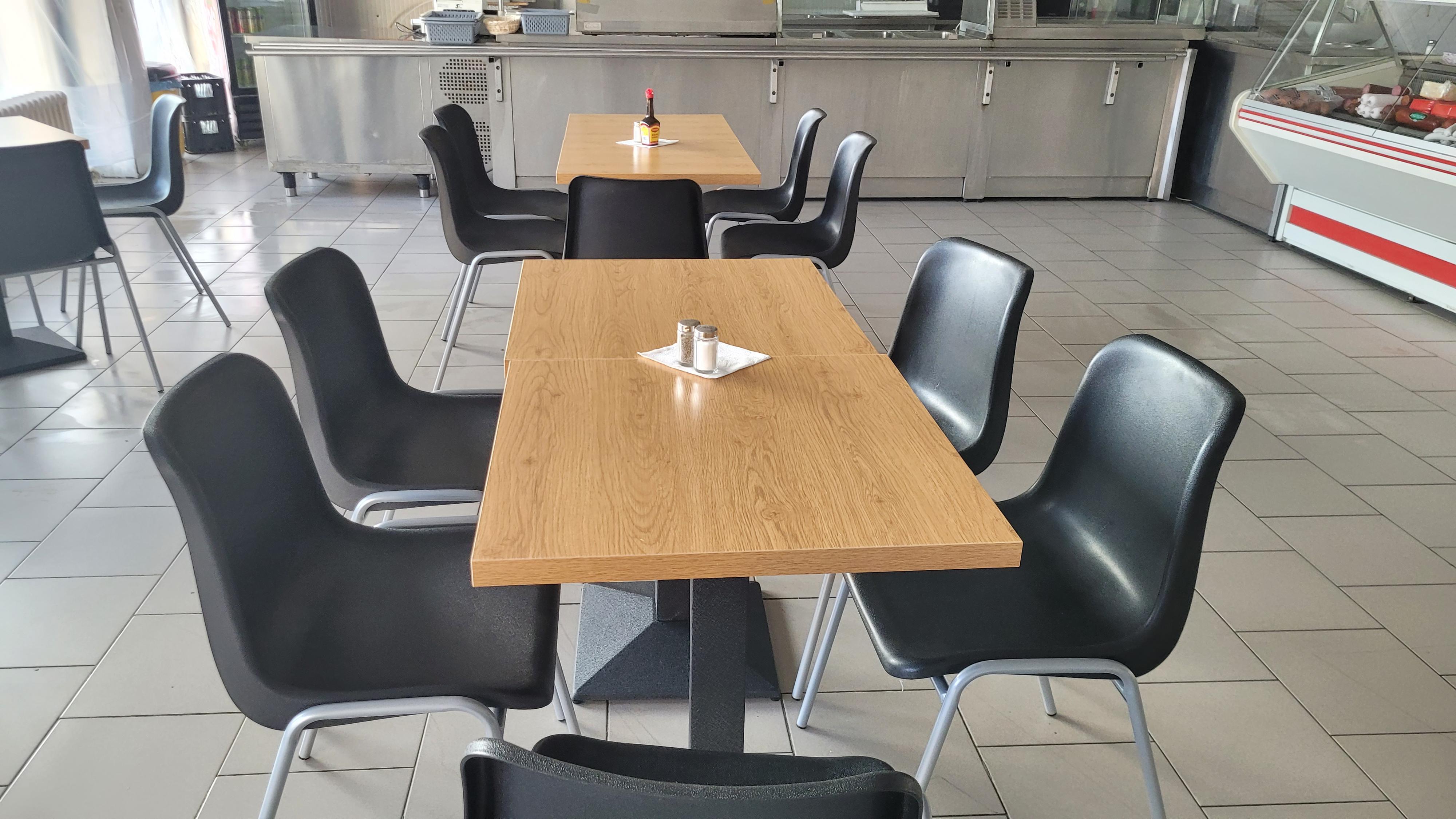 Jídelna a prodej uzenin Beroun Hvězda foto 3