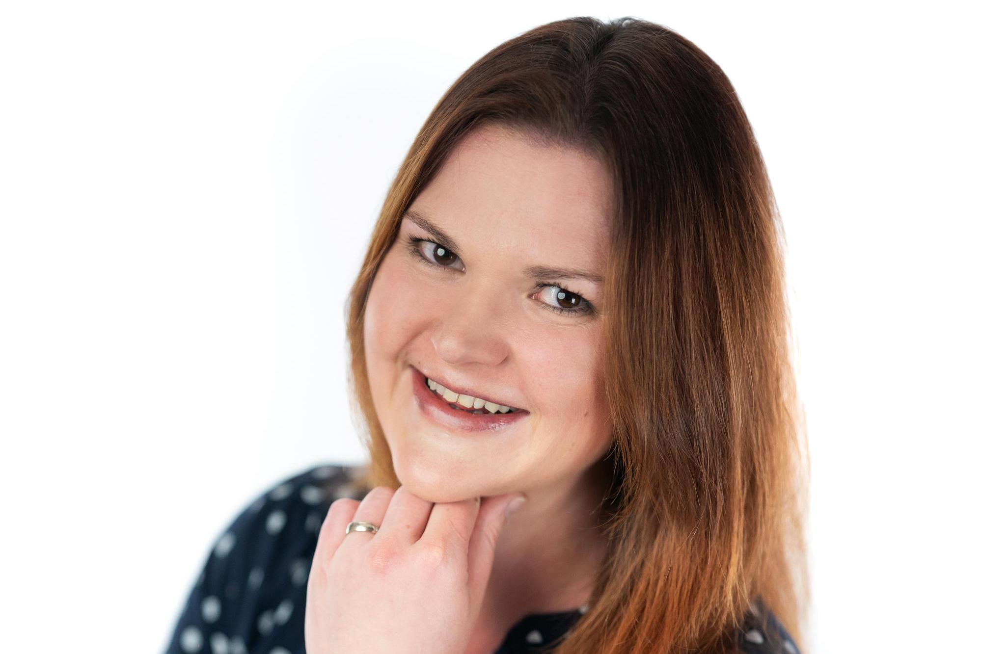 Radka Gűntherová, FINANCES