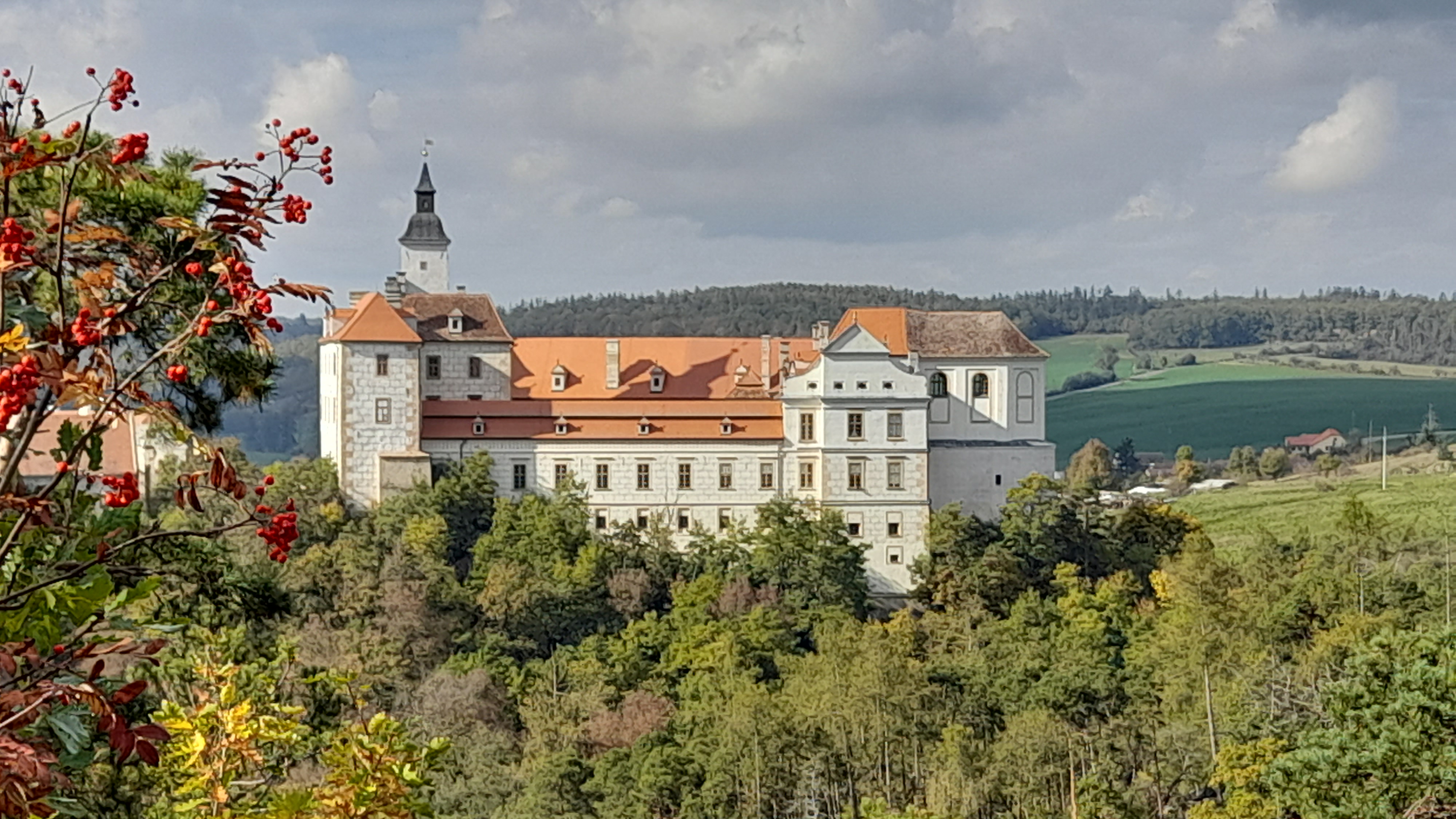 Starý zámek v Jevišovicích