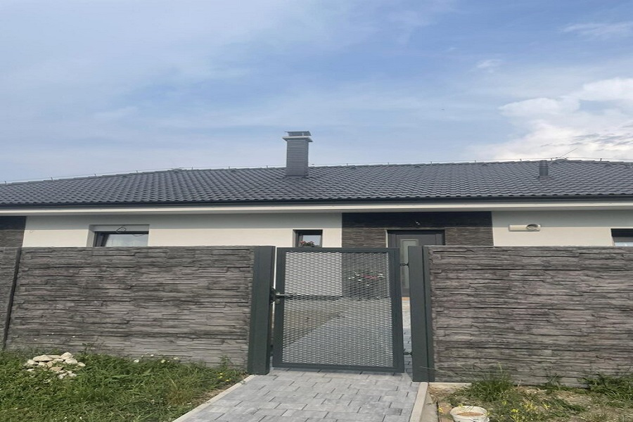 Oprava a výstaba nových komínů