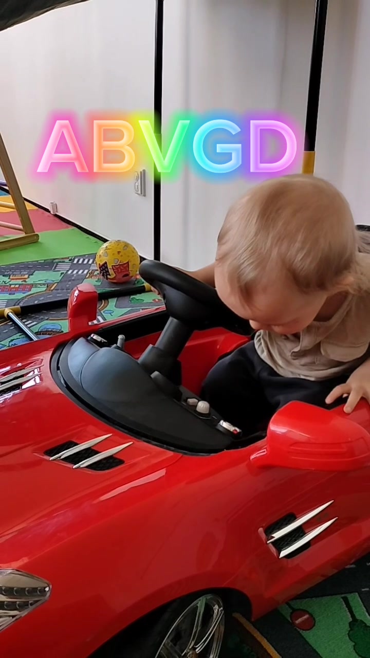 Český ústav pro vzdělání a studium jazyků foto 2 (náhled videa)
