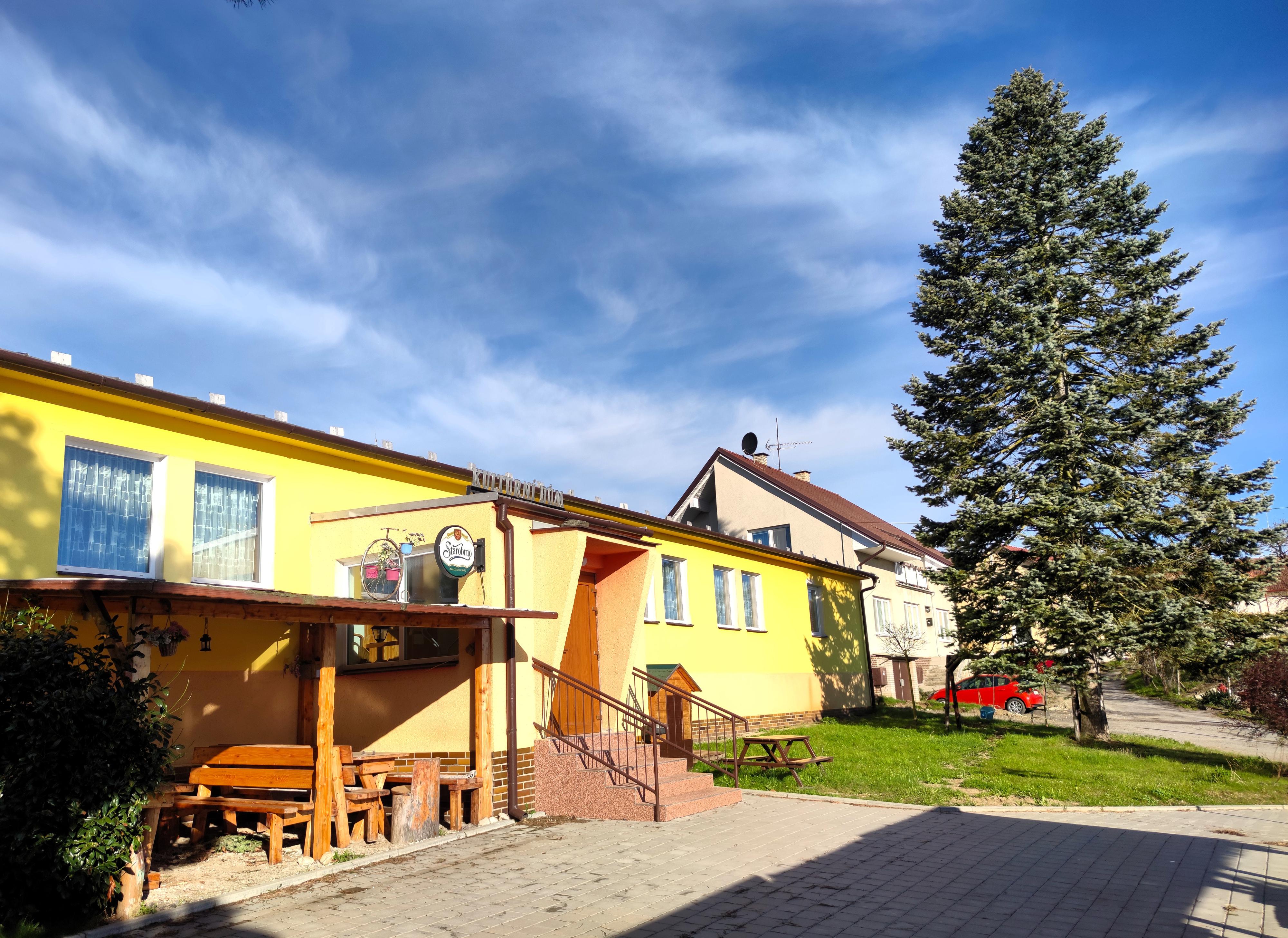 Hospoda KD Žárovice foto 5