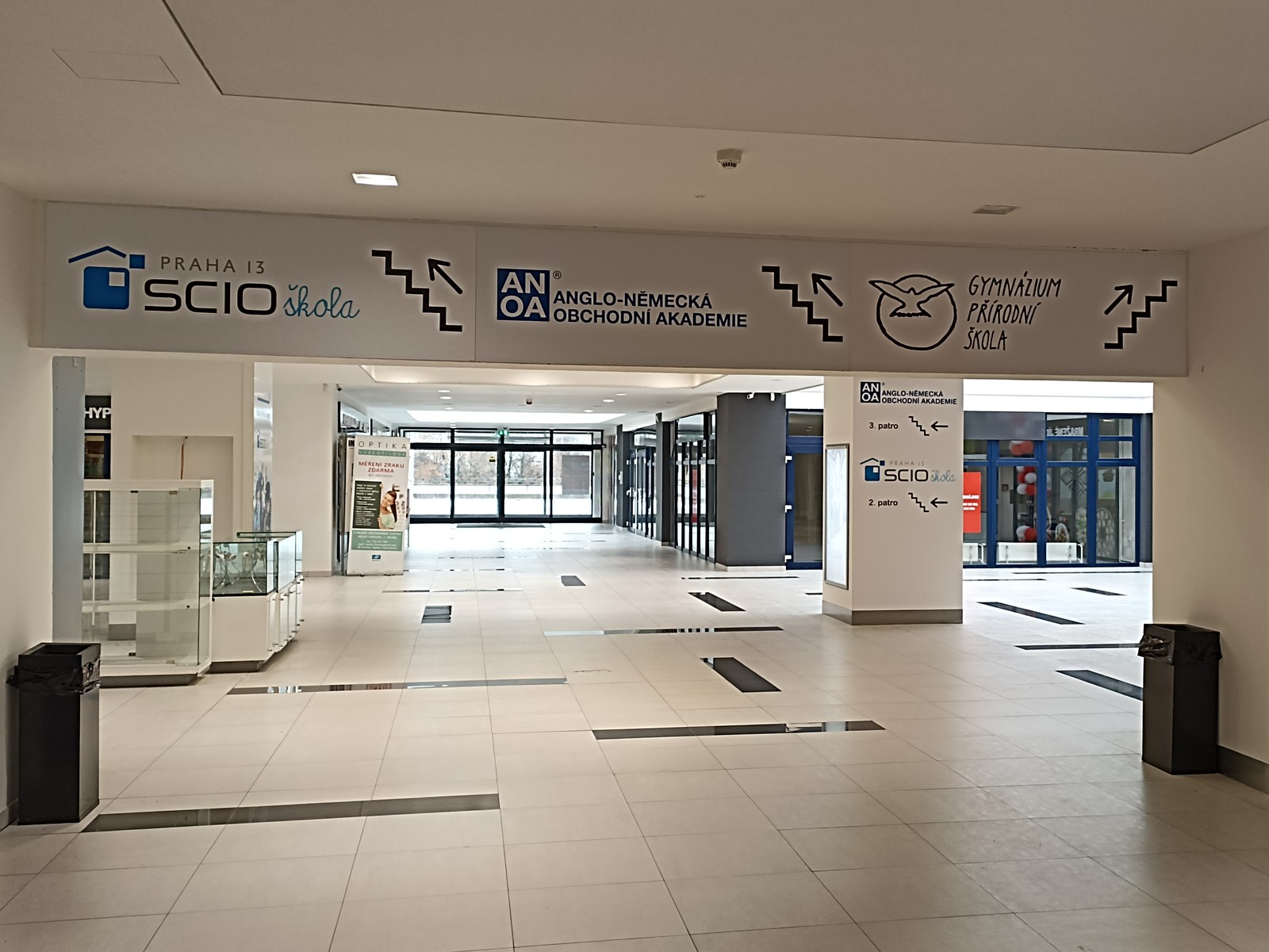 Anglo - německá obchodní akademie foto 6