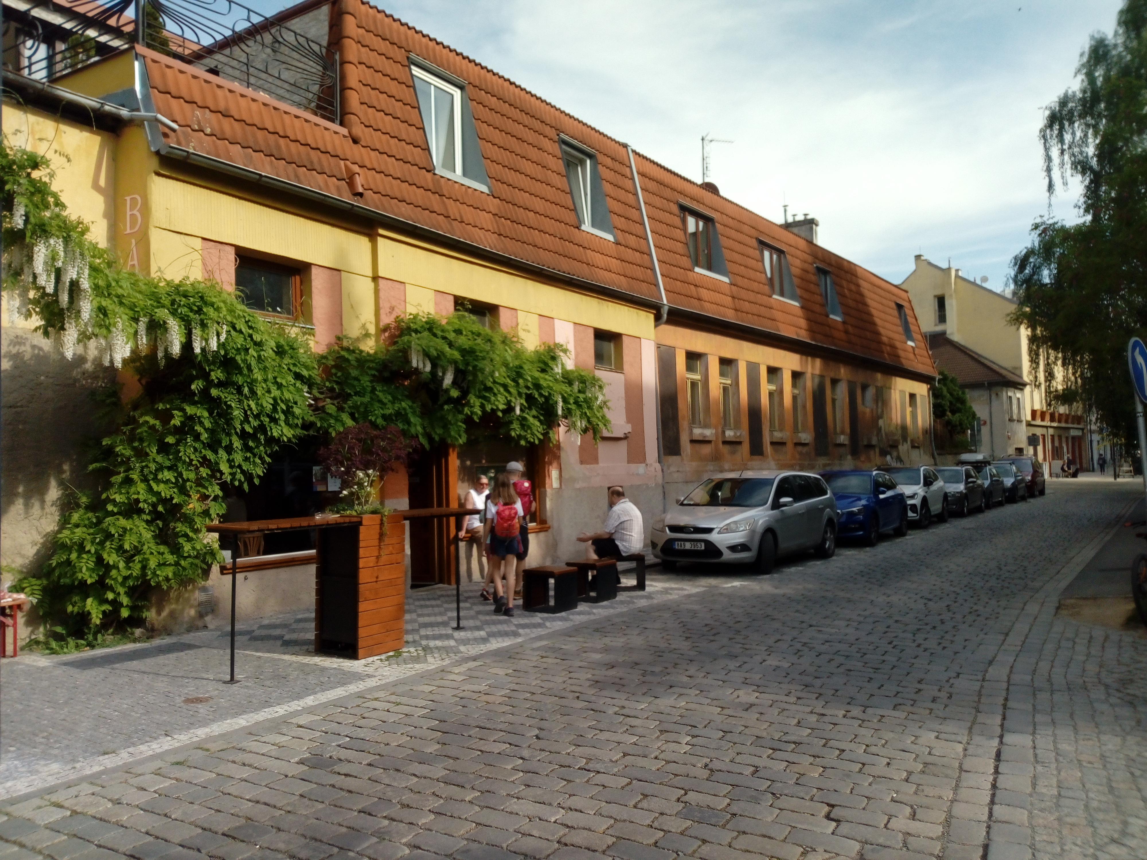 Bar Kulovna