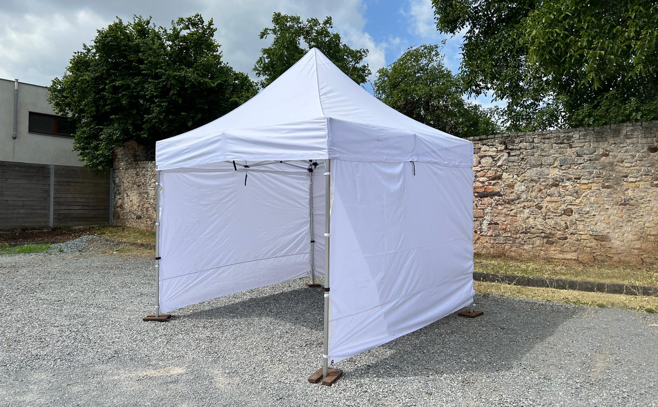 Pronájem party stanů 3x3 m