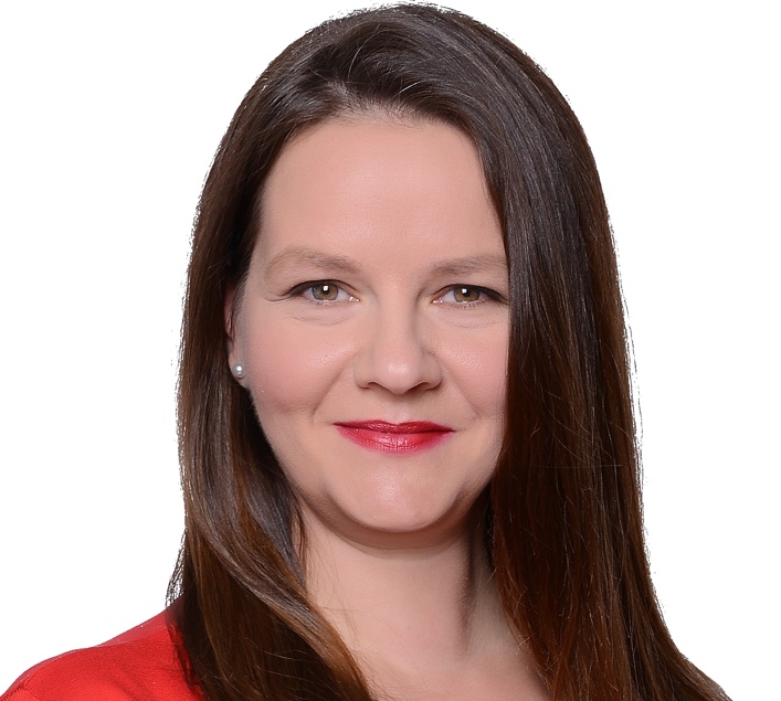 Ing. Gabriela Červeňáková - realitní makléřka RE/MAX Alfa foto 2