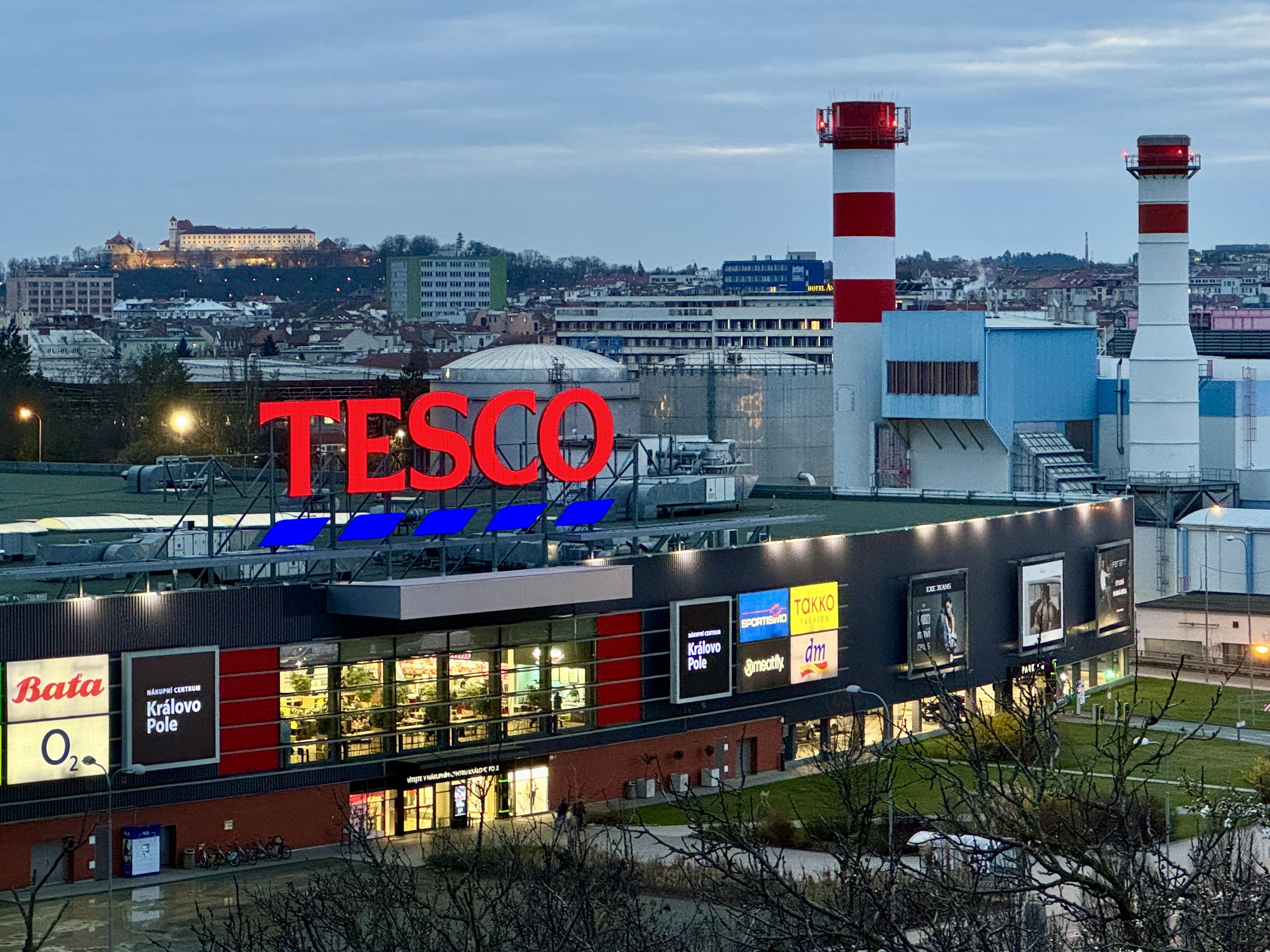 Tesco foto 2