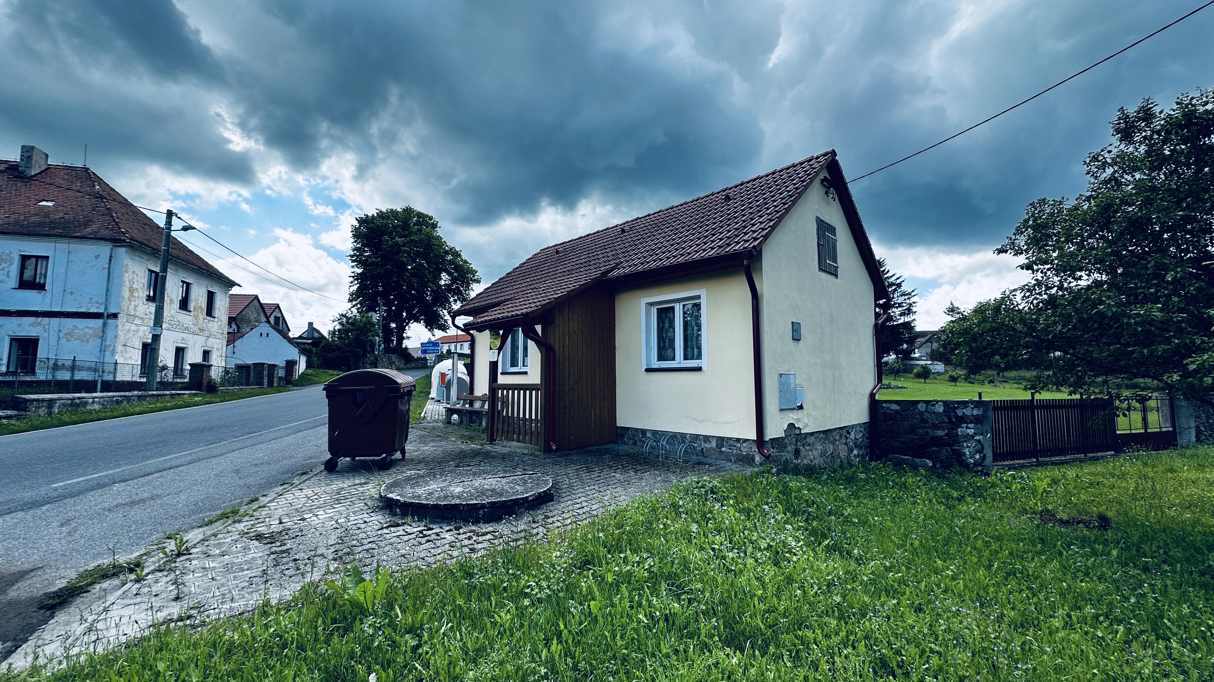 Místní knihovna Lhota Horažďovická foto 3