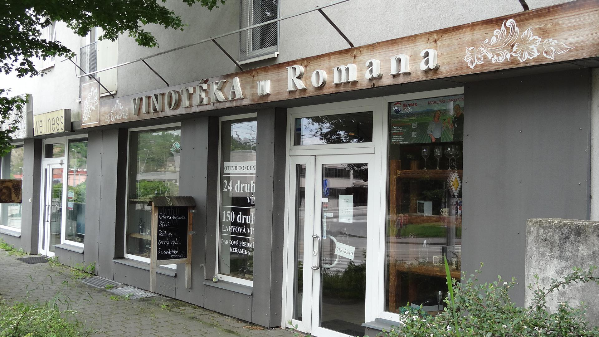 VINOTÉKA u Romana foto 2