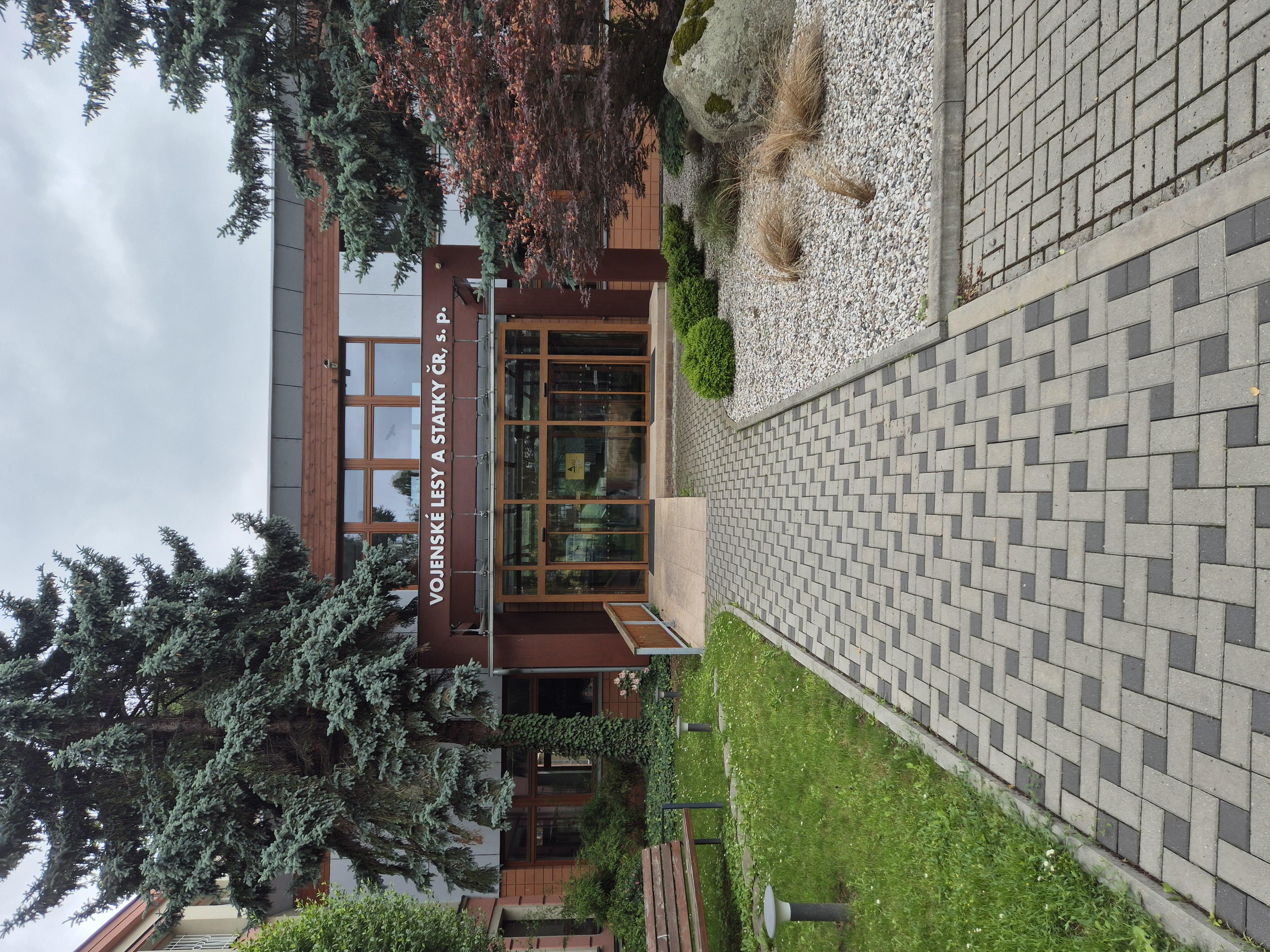 Vojenské lesy a statky ČR, s.p. foto 2