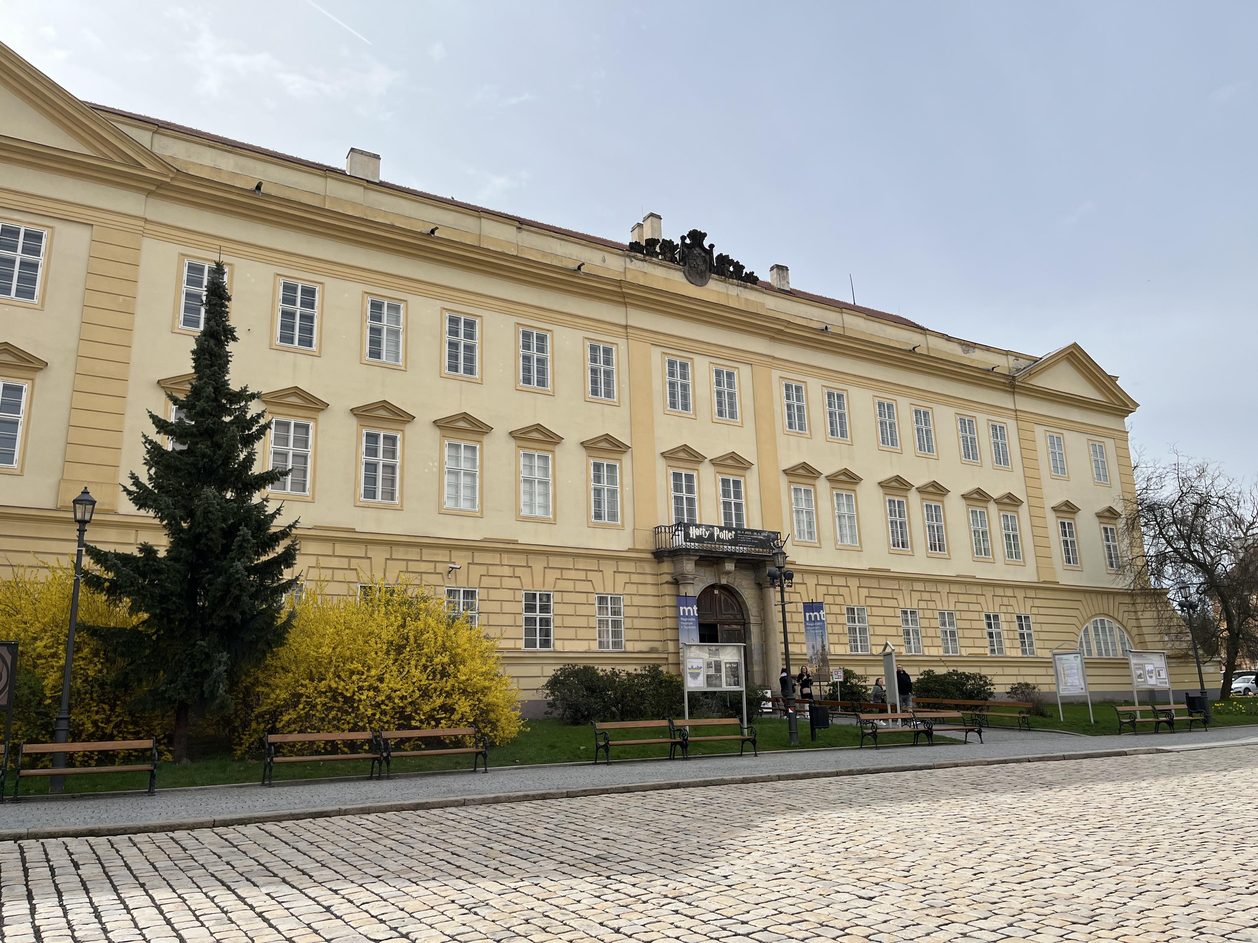 Knihovna Regionálního muzea Teplice foto 2