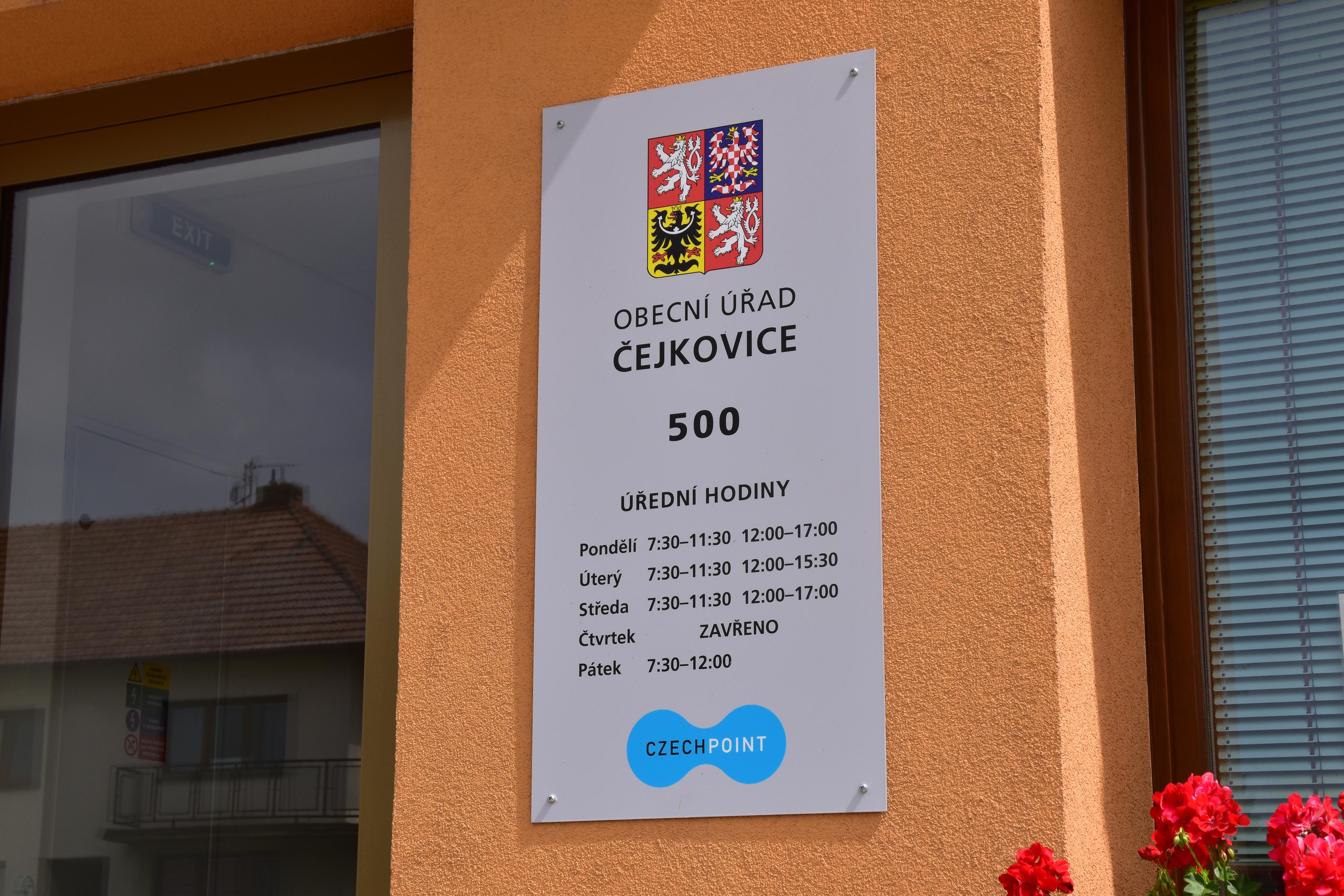 Čejkovice - obecní úřad foto 5