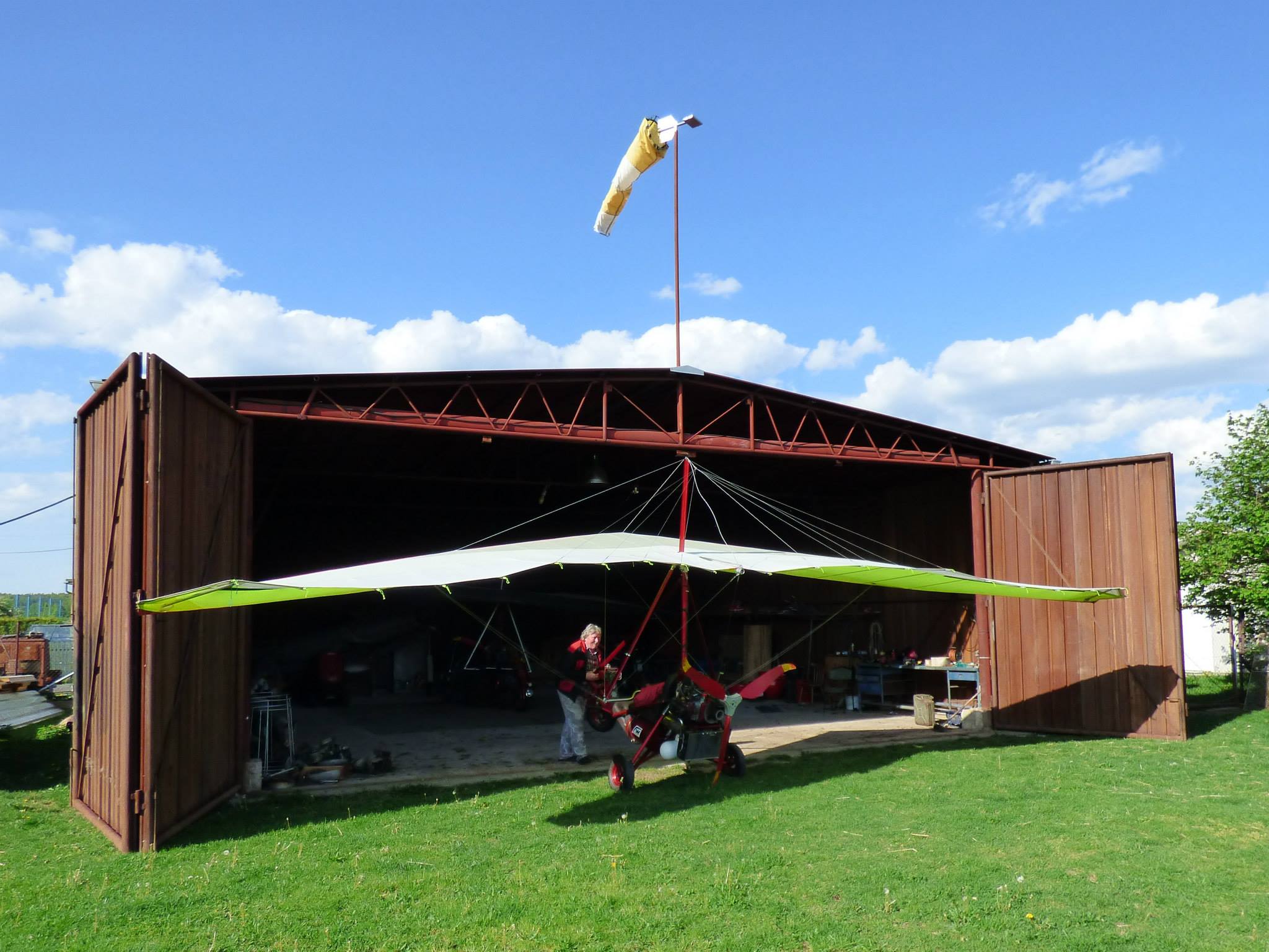 Letiště Chvojenec foto 2