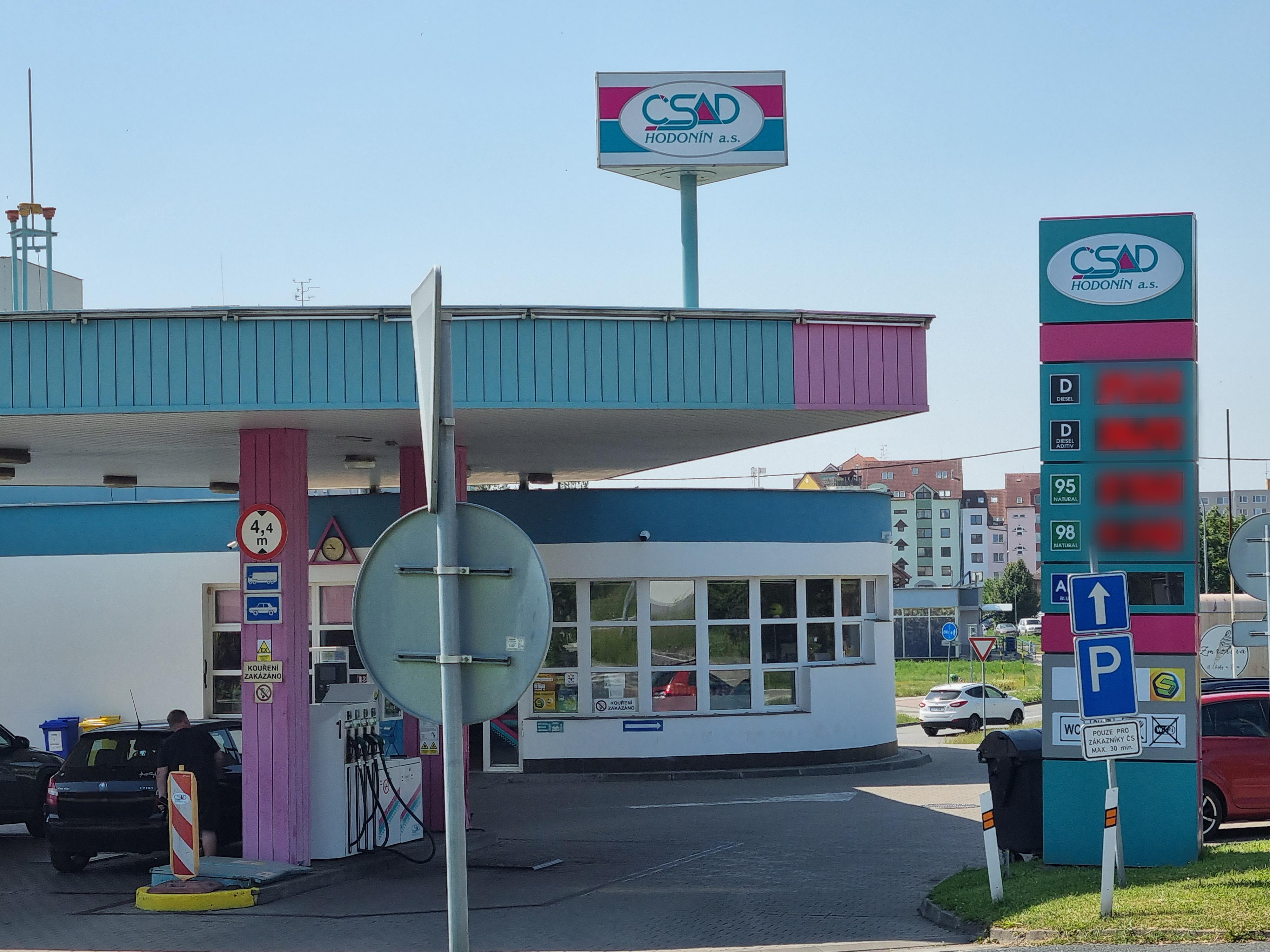 ČSAD Hodonín a.s. – čerpací stanice a automyčka foto 1