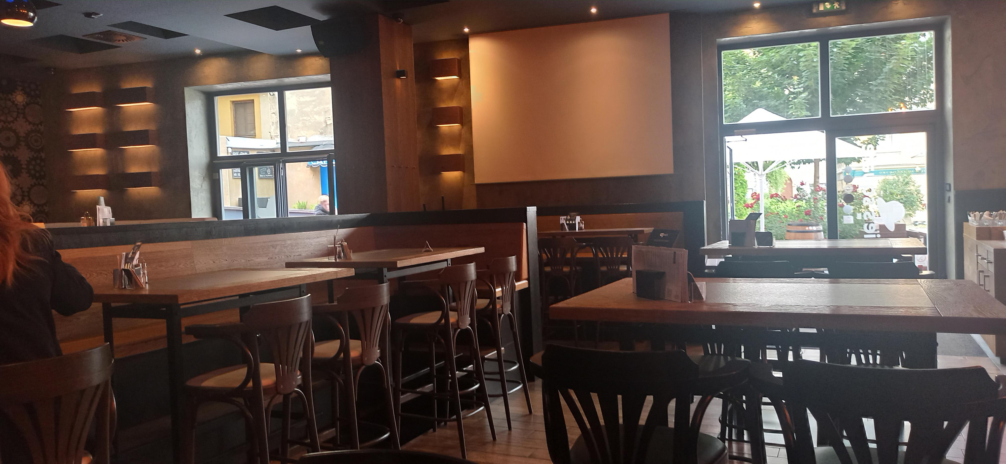 Minipivovar Charlie's Square foto 5