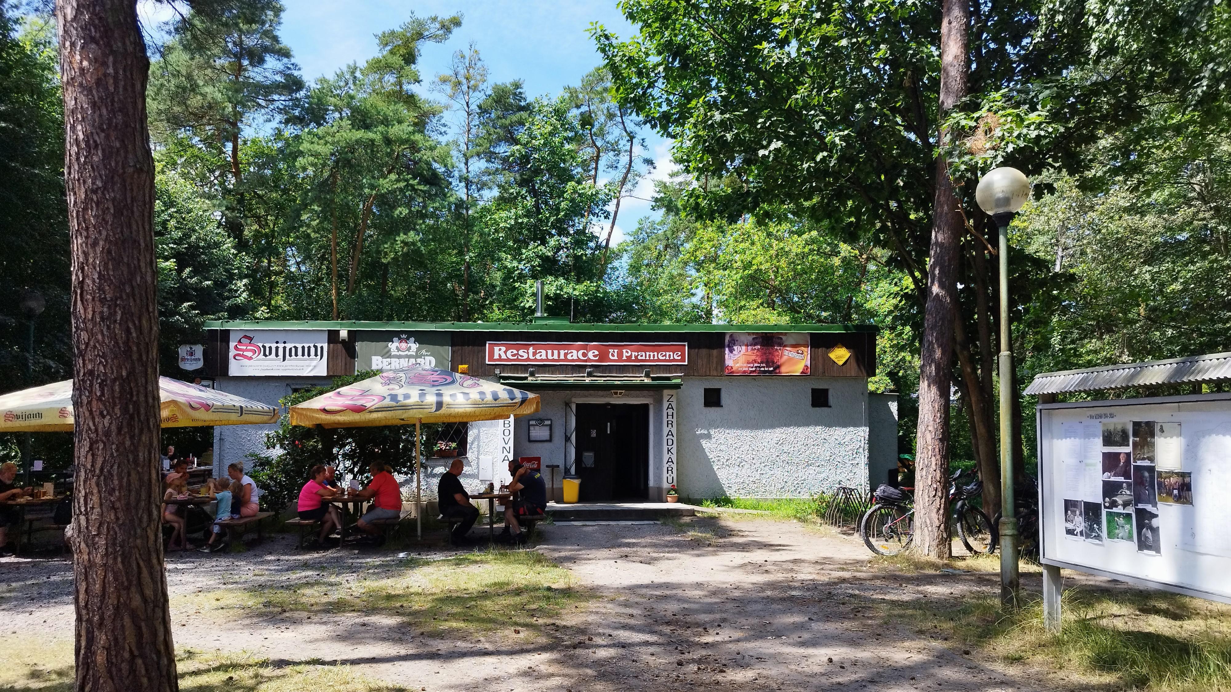 Restaurace u Pramene  -  Klubovna zahrádkářů Kersko foto 5