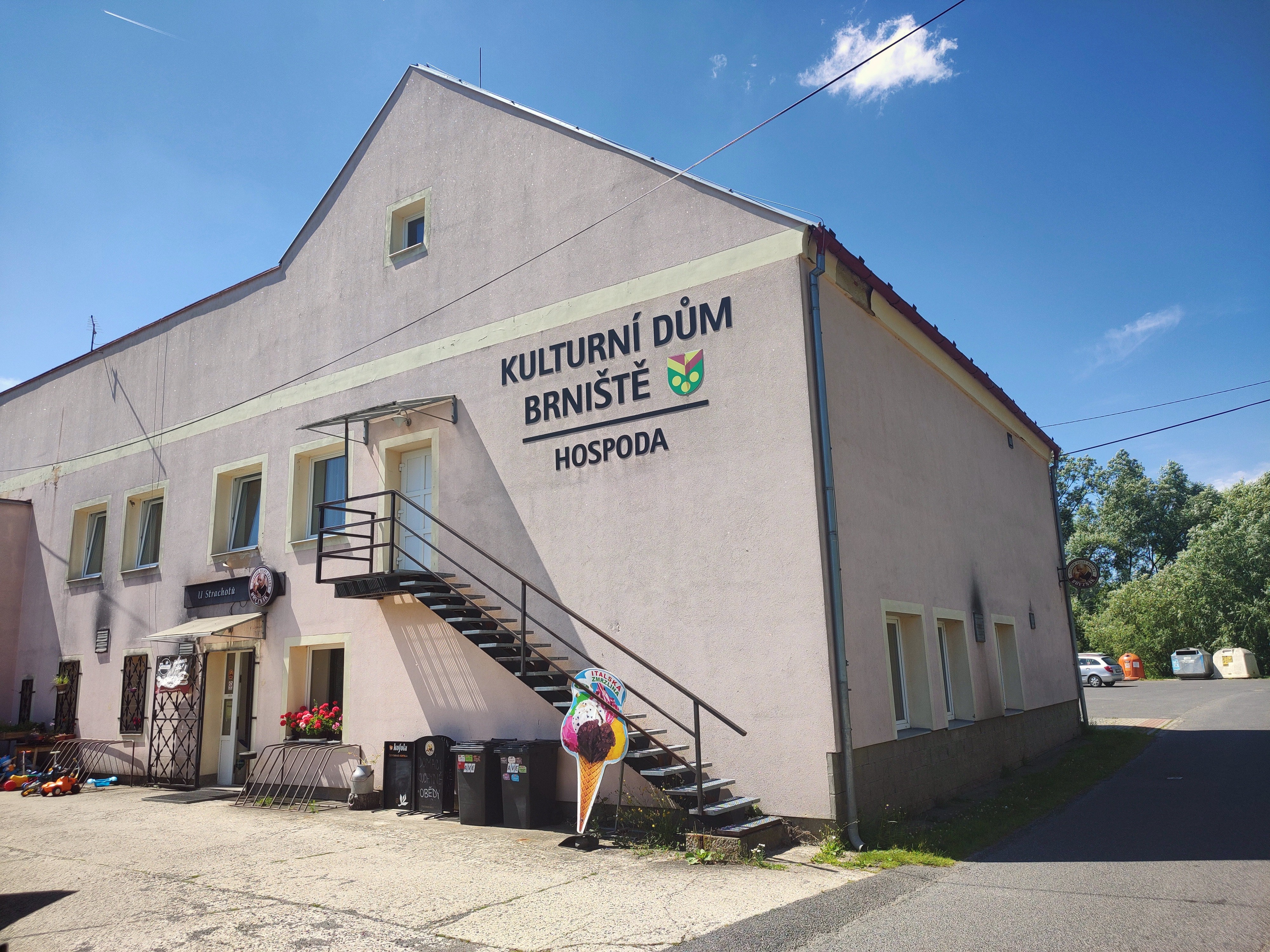 Kulturní Dům Brniště foto 4