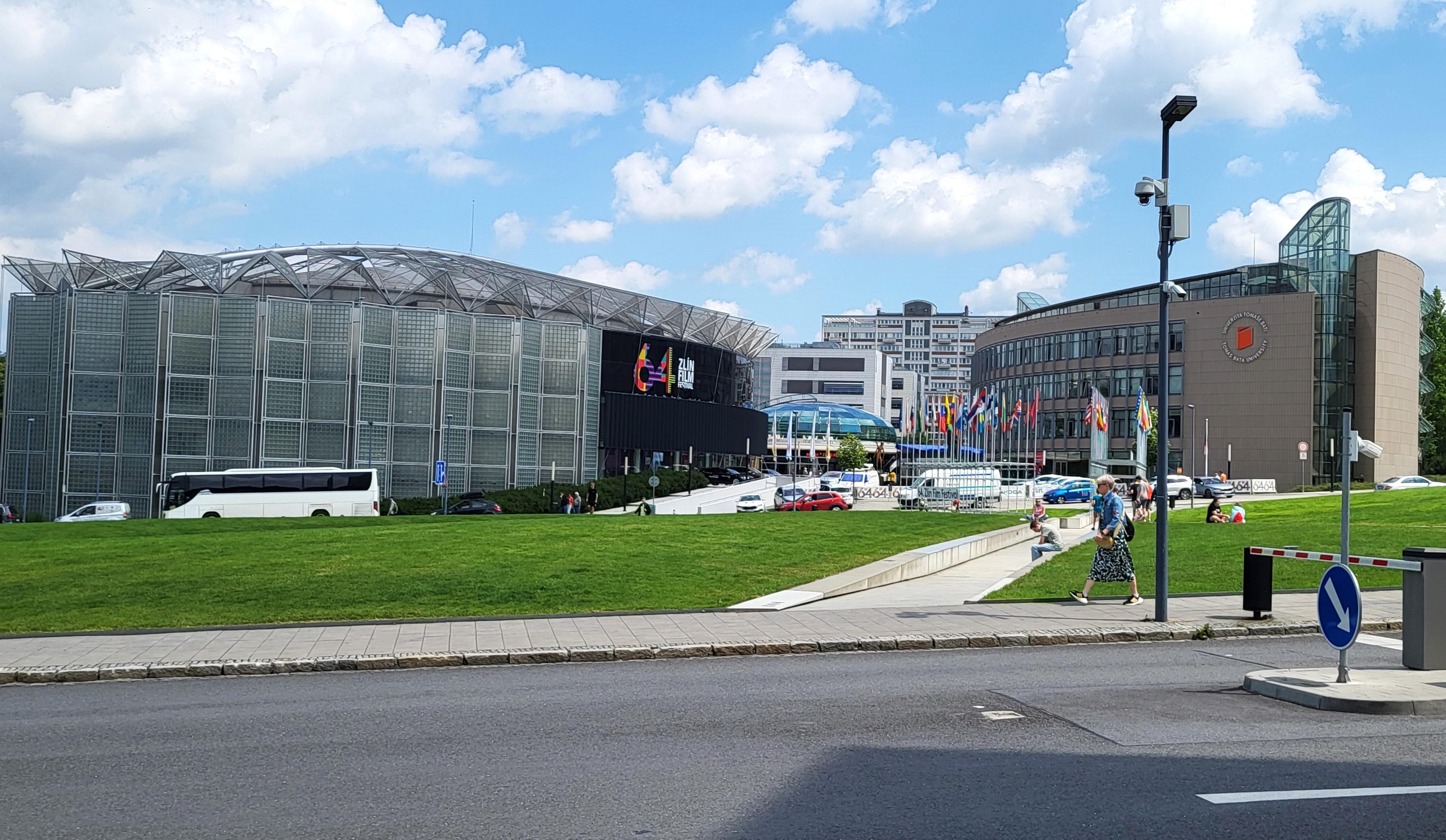 Knihovna Univerzity Tomáše Bati ve Zlíně foto 3