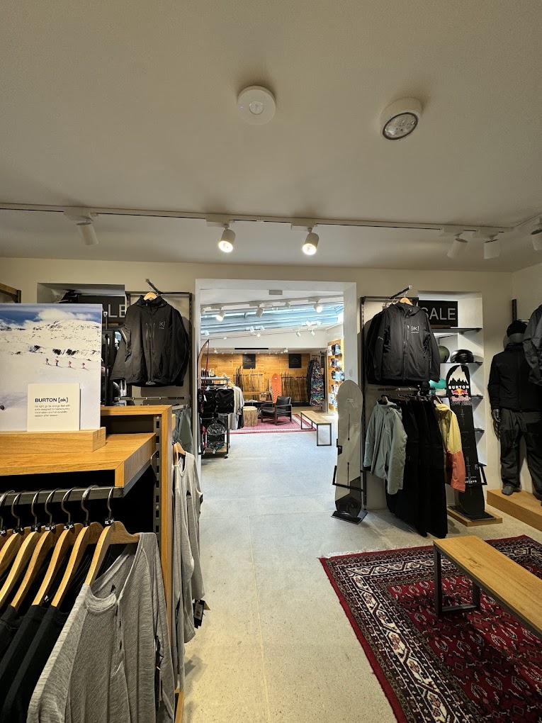 Burton Prague Store foto 4