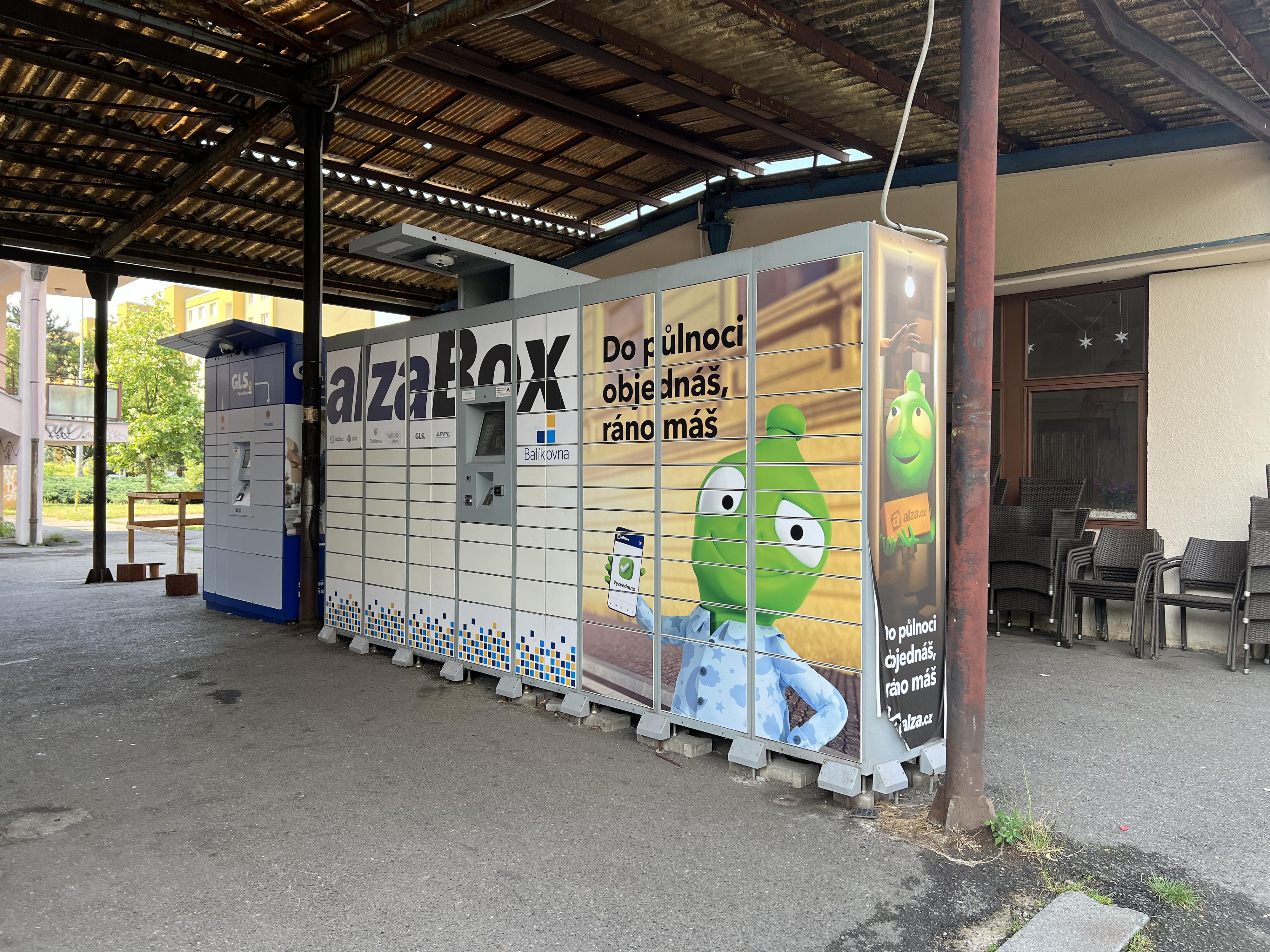 AlzaBox foto 2