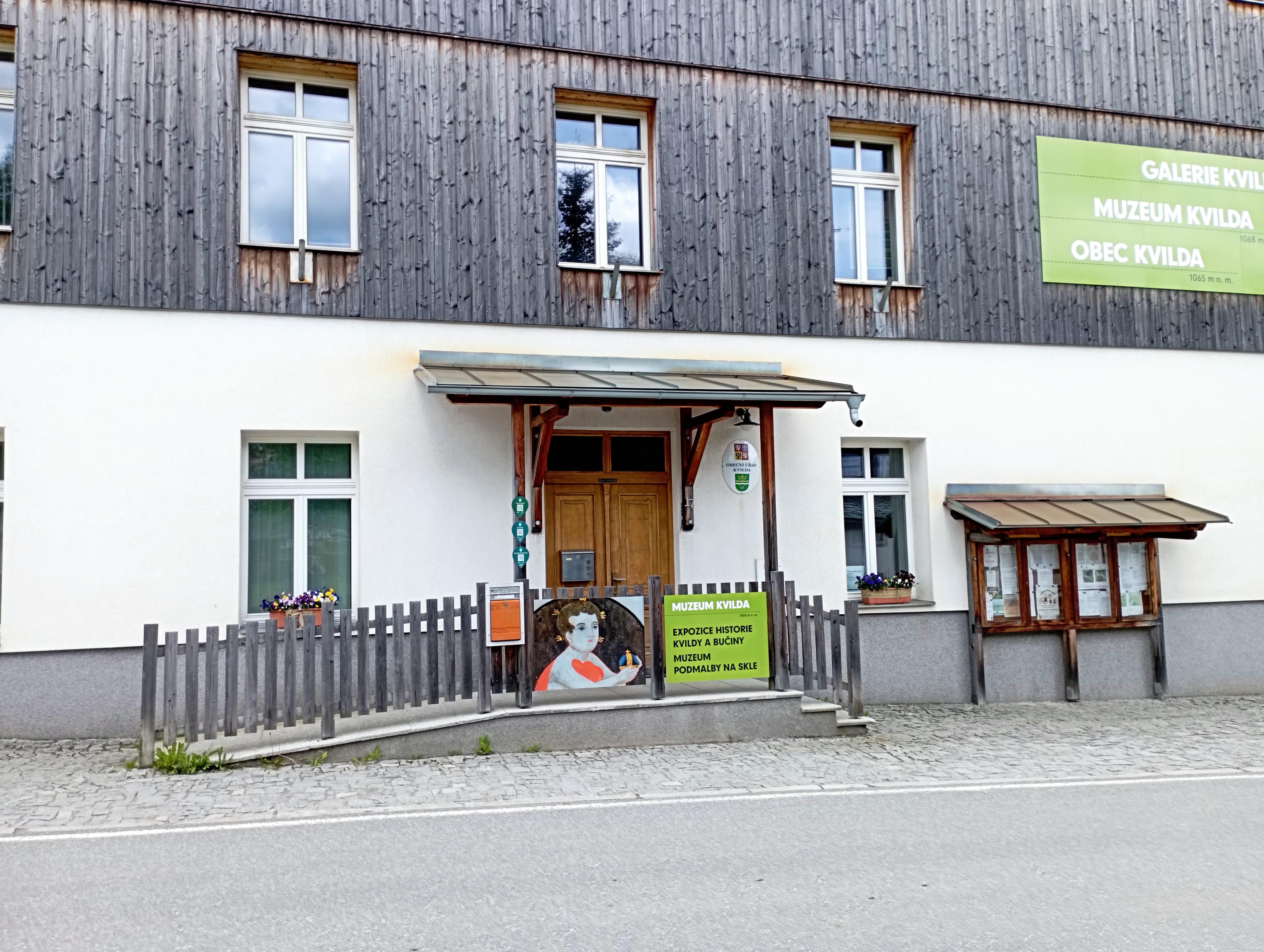 Kvilda - obecní úřad foto 4