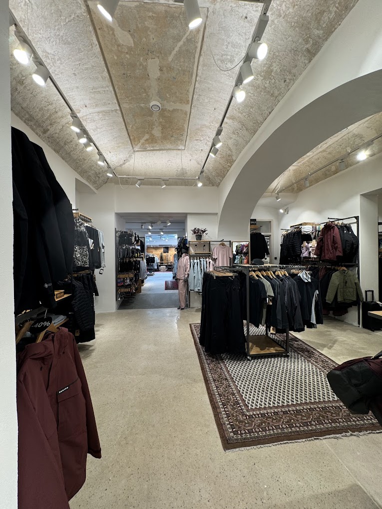 Burton Prague Store foto 5
