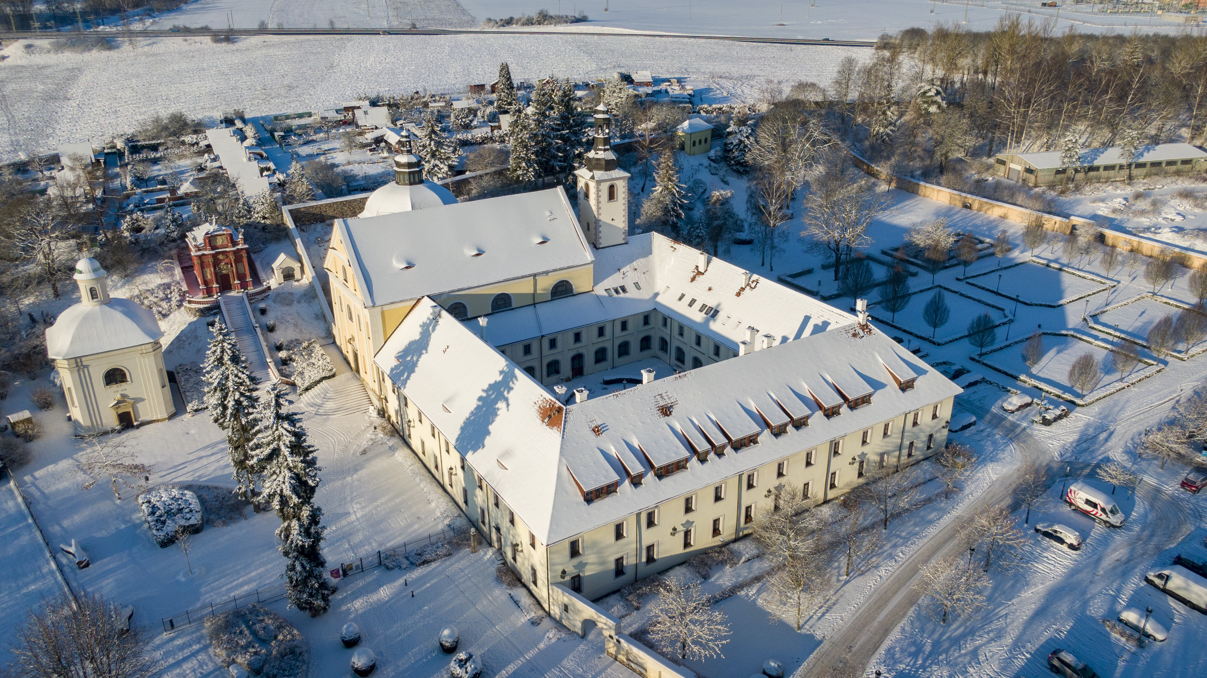 Město Ostrov foto 2