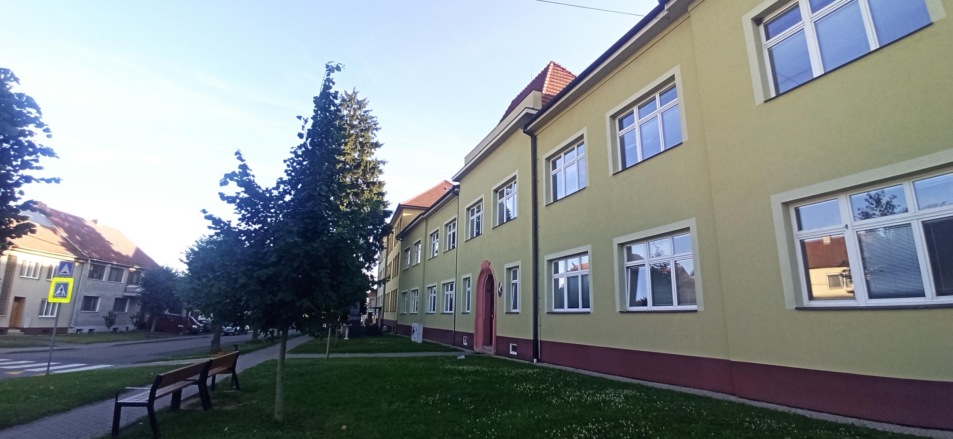 ZŠ Újezd u Brna foto 2