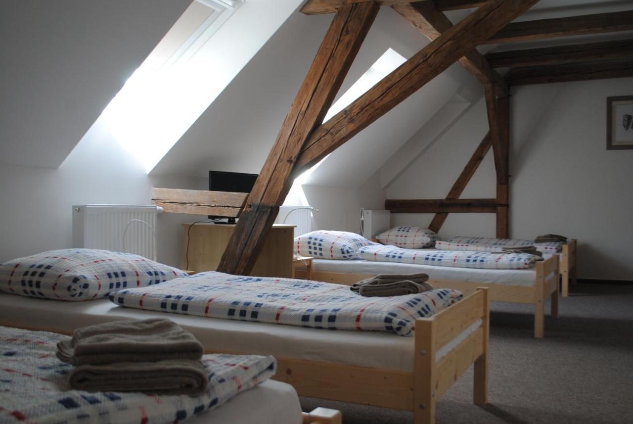 Apartmán se dvěma pokoji v penzionu, Cheb