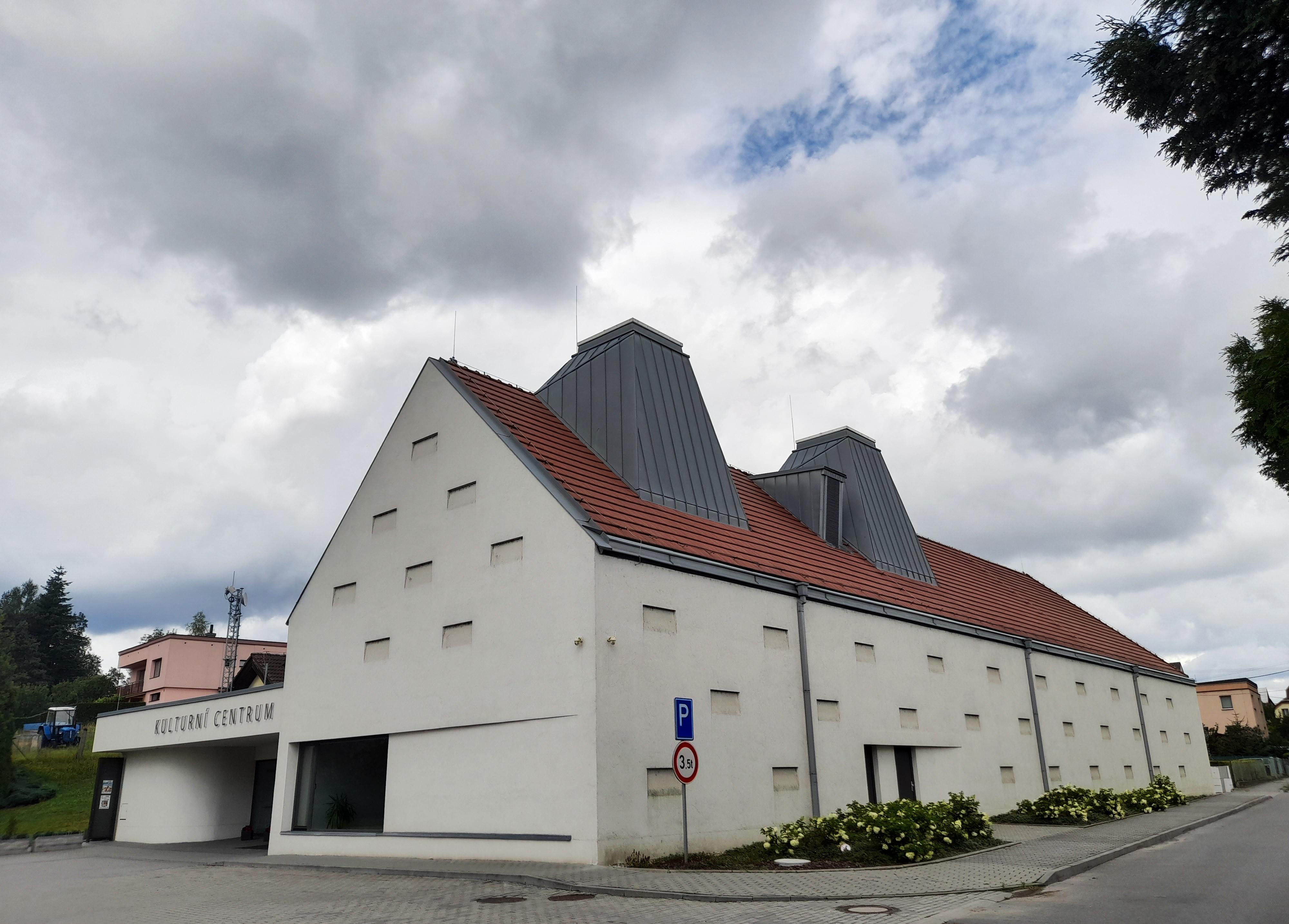 Kulturní centrum obce Píšť