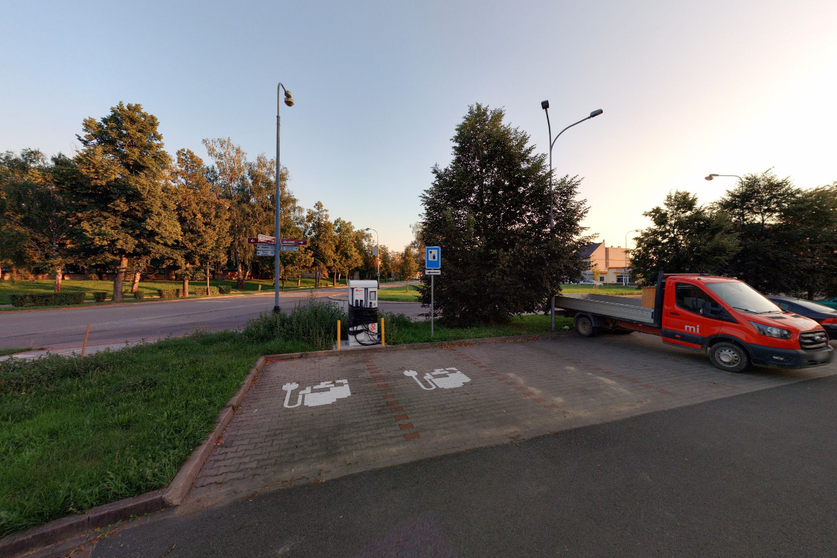 Dobíjecí stanice E.ON Drive