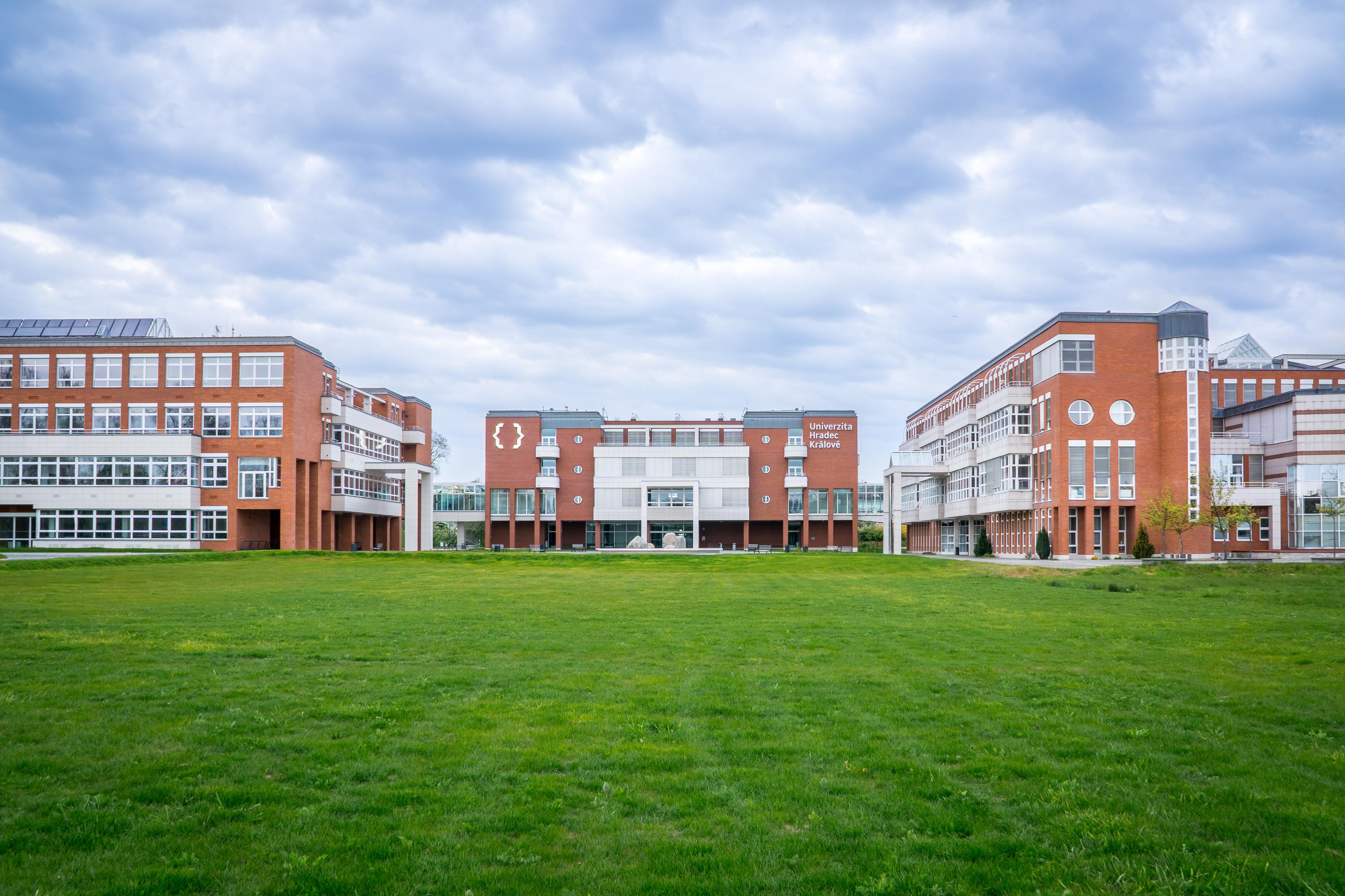 Univerzita Hradec Králové foto 3