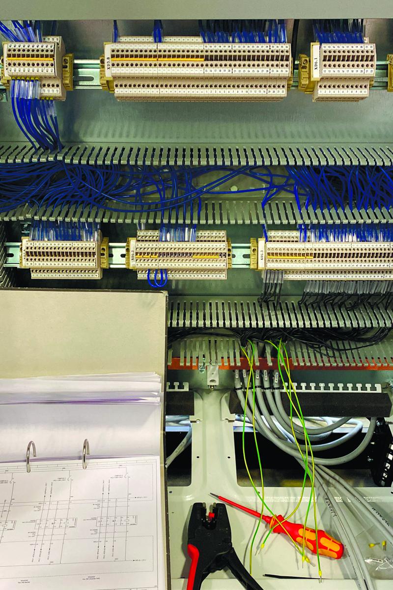 Elektromontážní a elektroinstalační práce Ing. Oleg Tutin foto 4