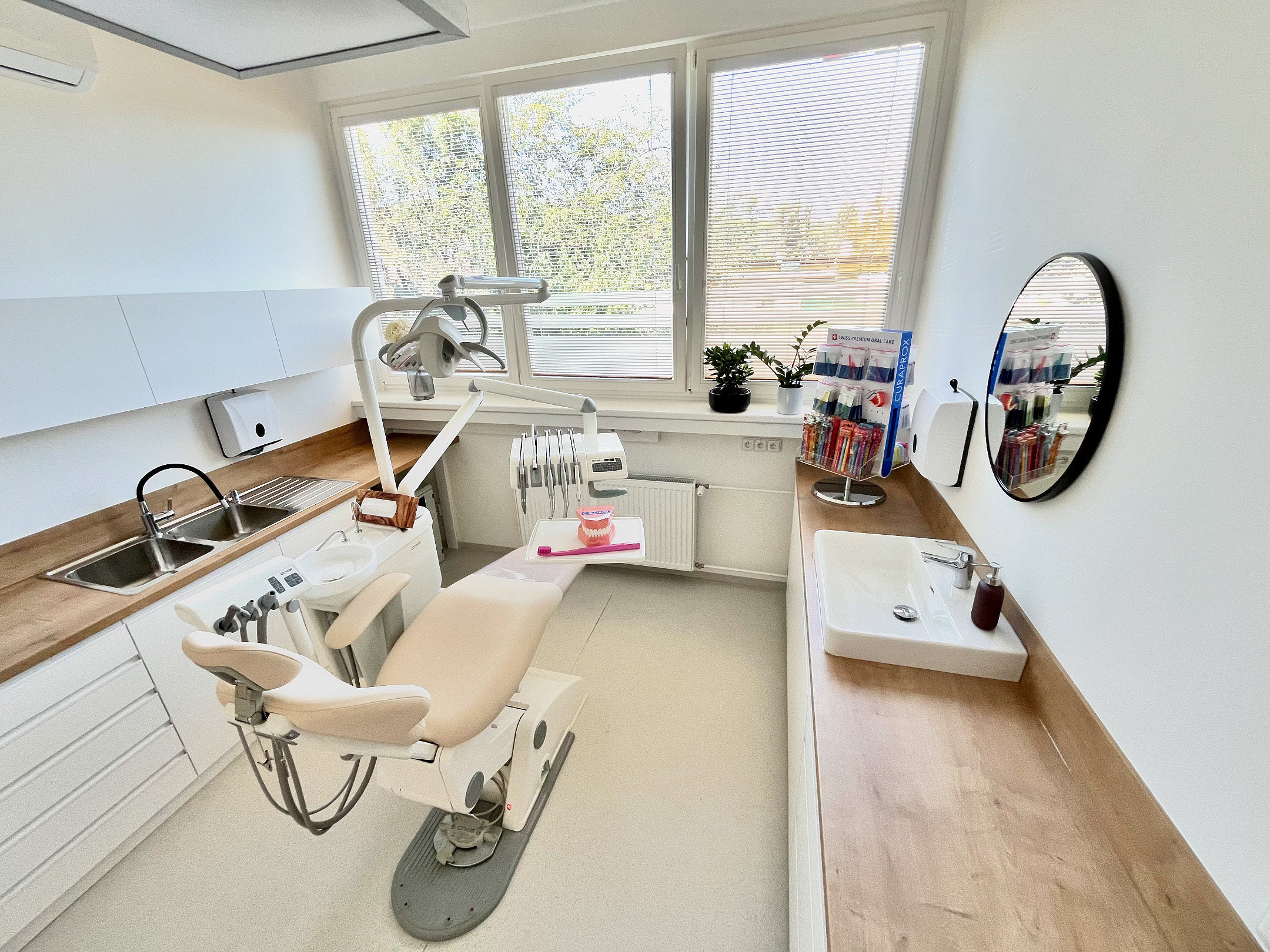 Zubní ordinace a dentální hygiena NapaDent foto 4