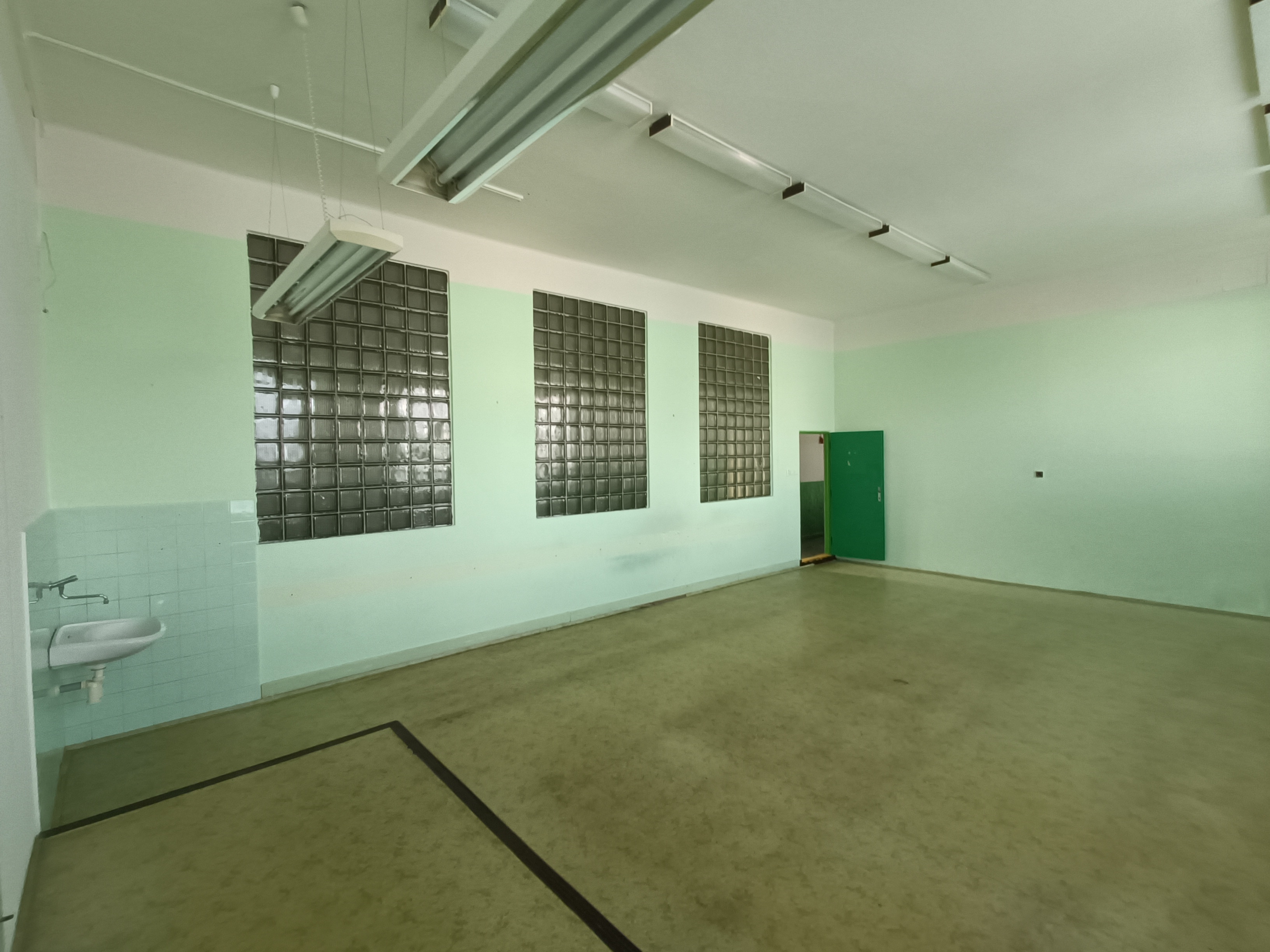ZŠ Chrudim, Dr. Václava Peška - Školní jídelna foto 6