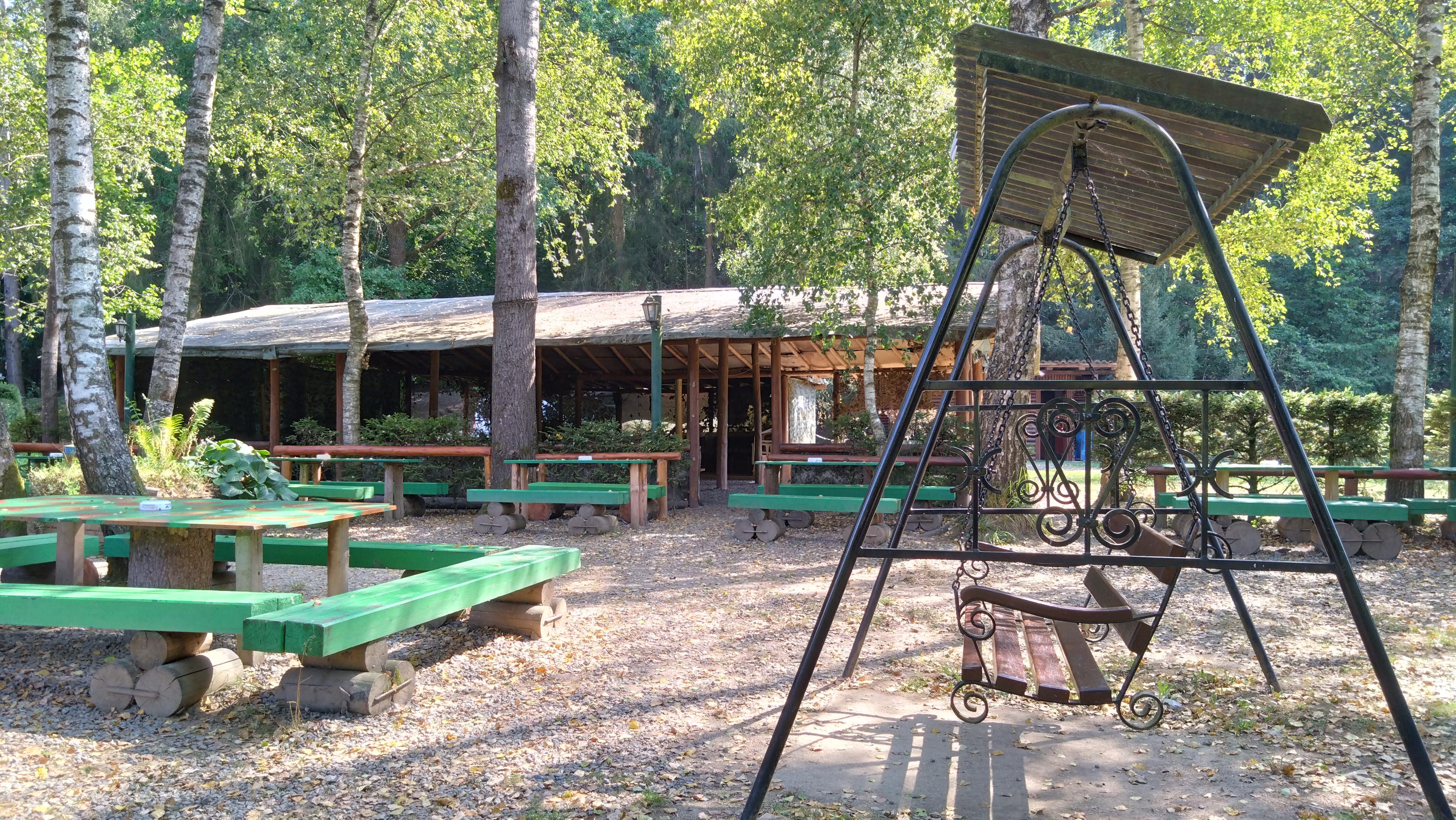 Občerstvení SALOON foto 3