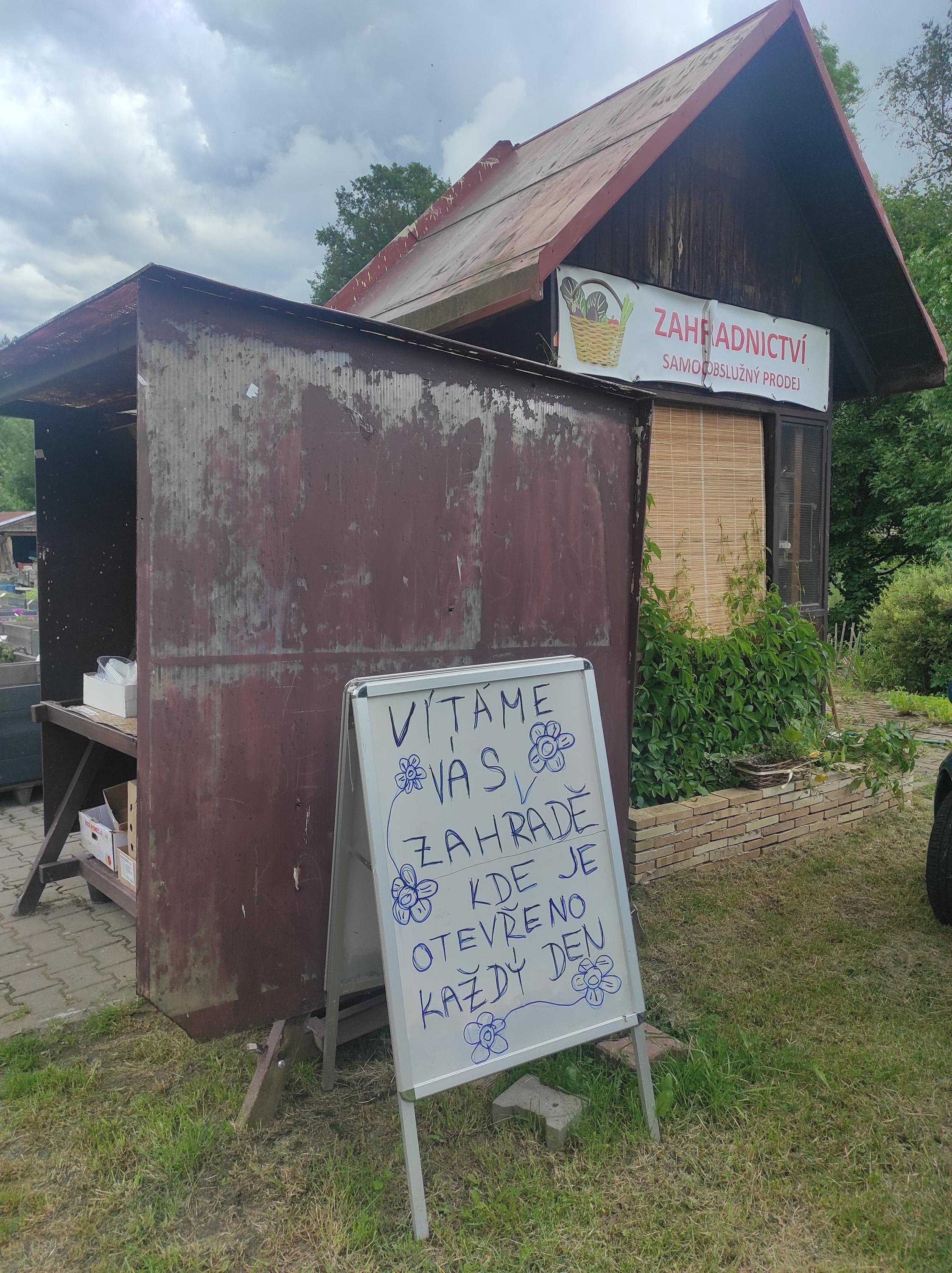 Zahradnictví - samoobslužný prodej foto 4