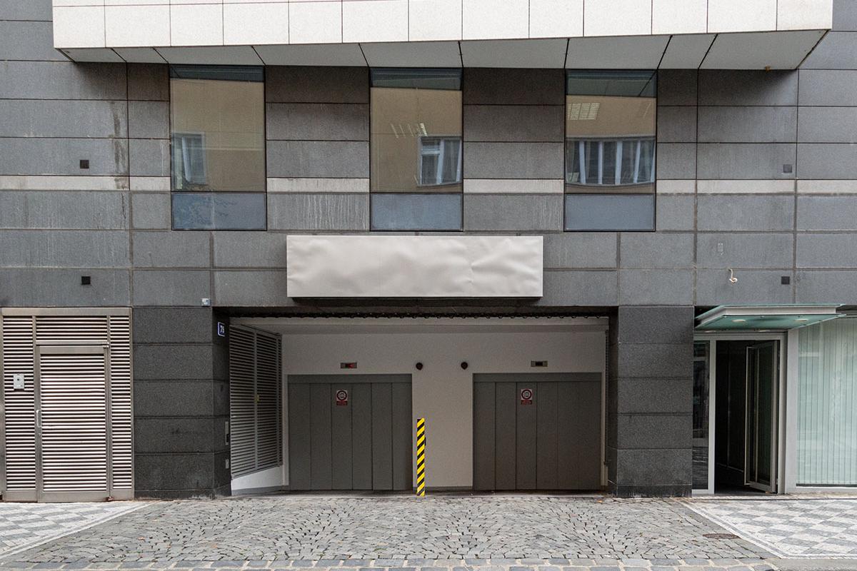 MR. PARKIT - Parking Palác Pyramida Londýnská 424/77