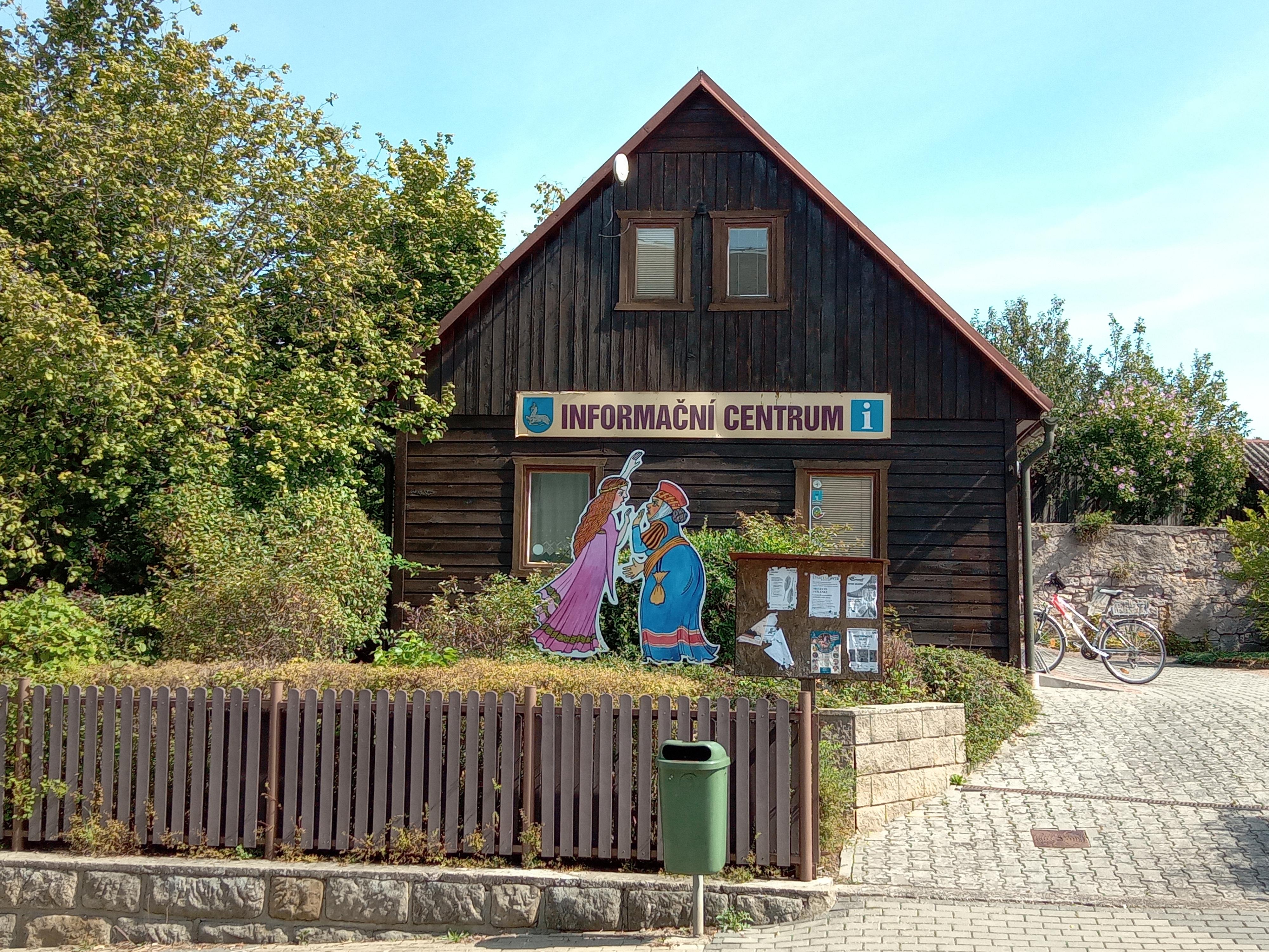 Městské informační středisko Rovensko pod Troskami foto 5