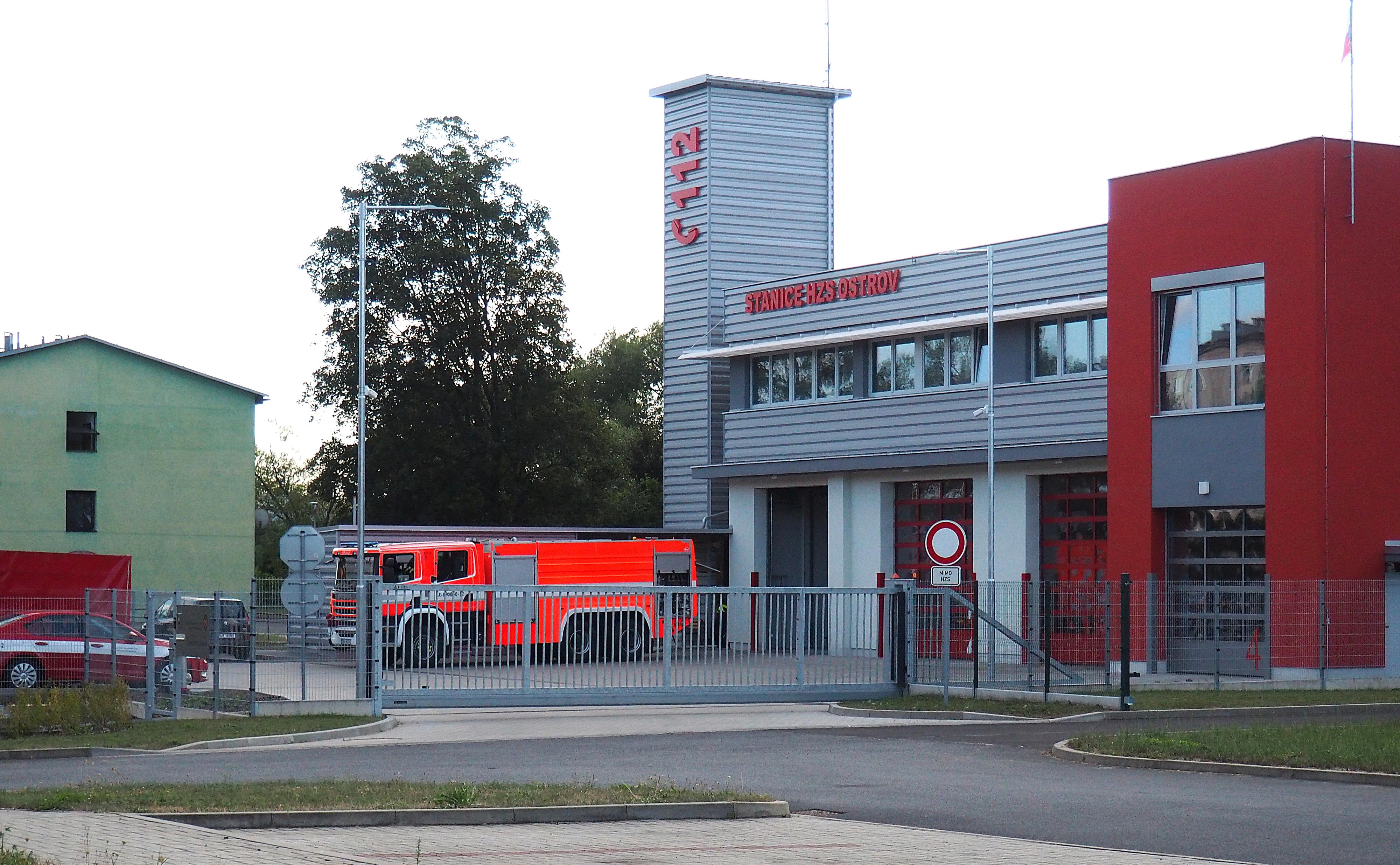 Hasičský záchranný sbor Karlovarského kraje - Stanice Ostrov foto 4