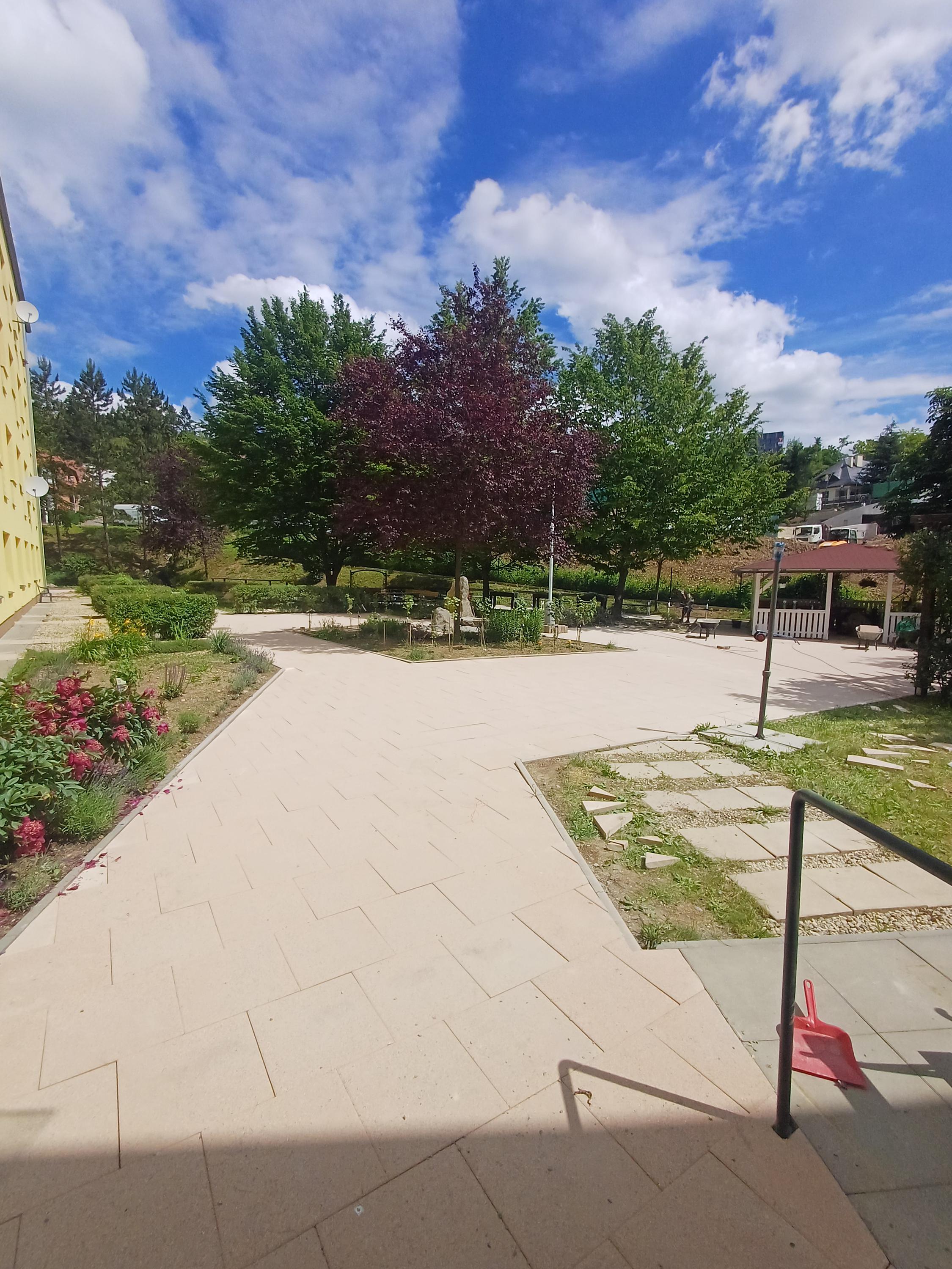 Zámkové dlažby Nikolas Tomko foto 5