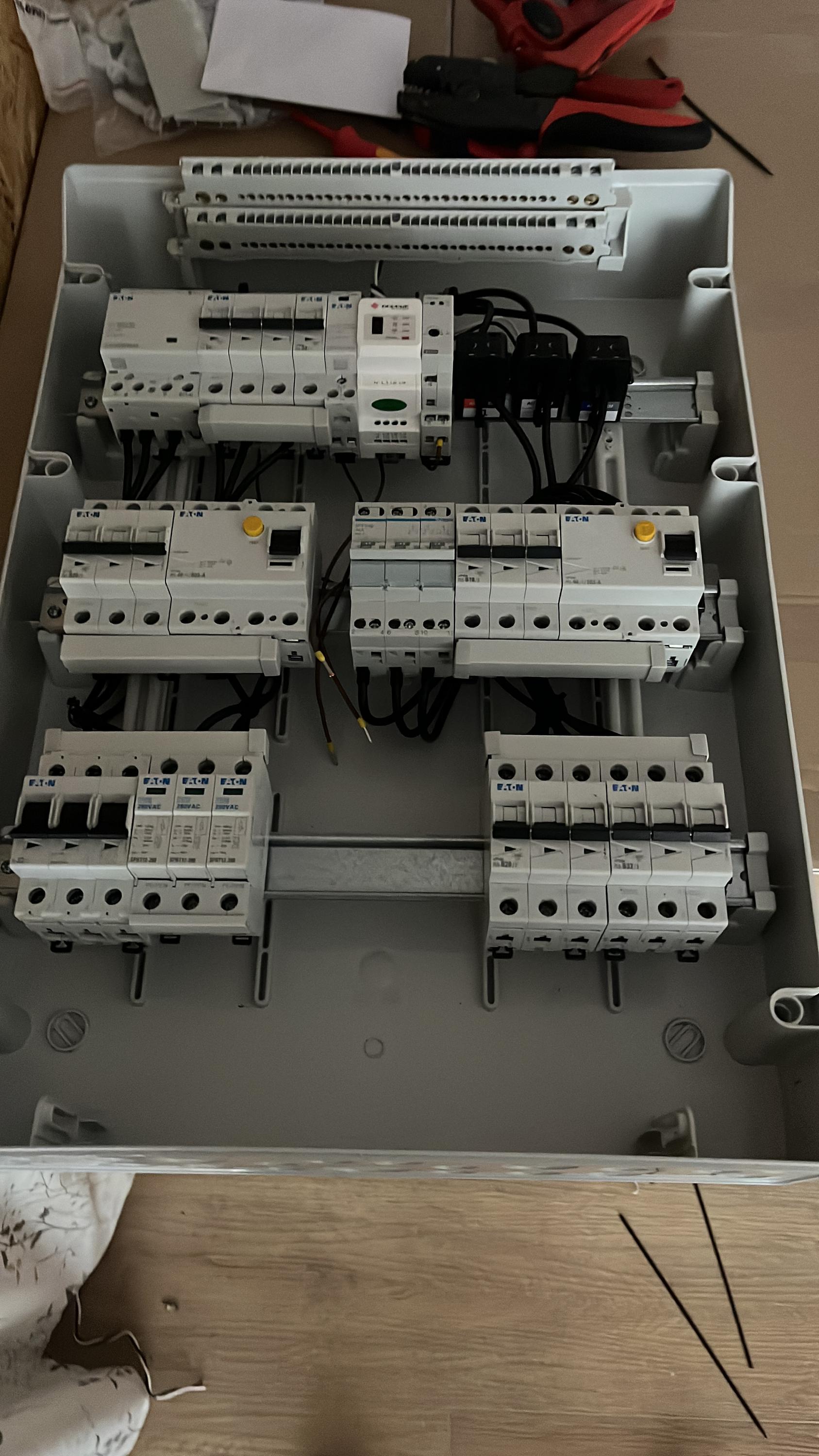 David Klema - Realizace Elektroinstalací foto 3