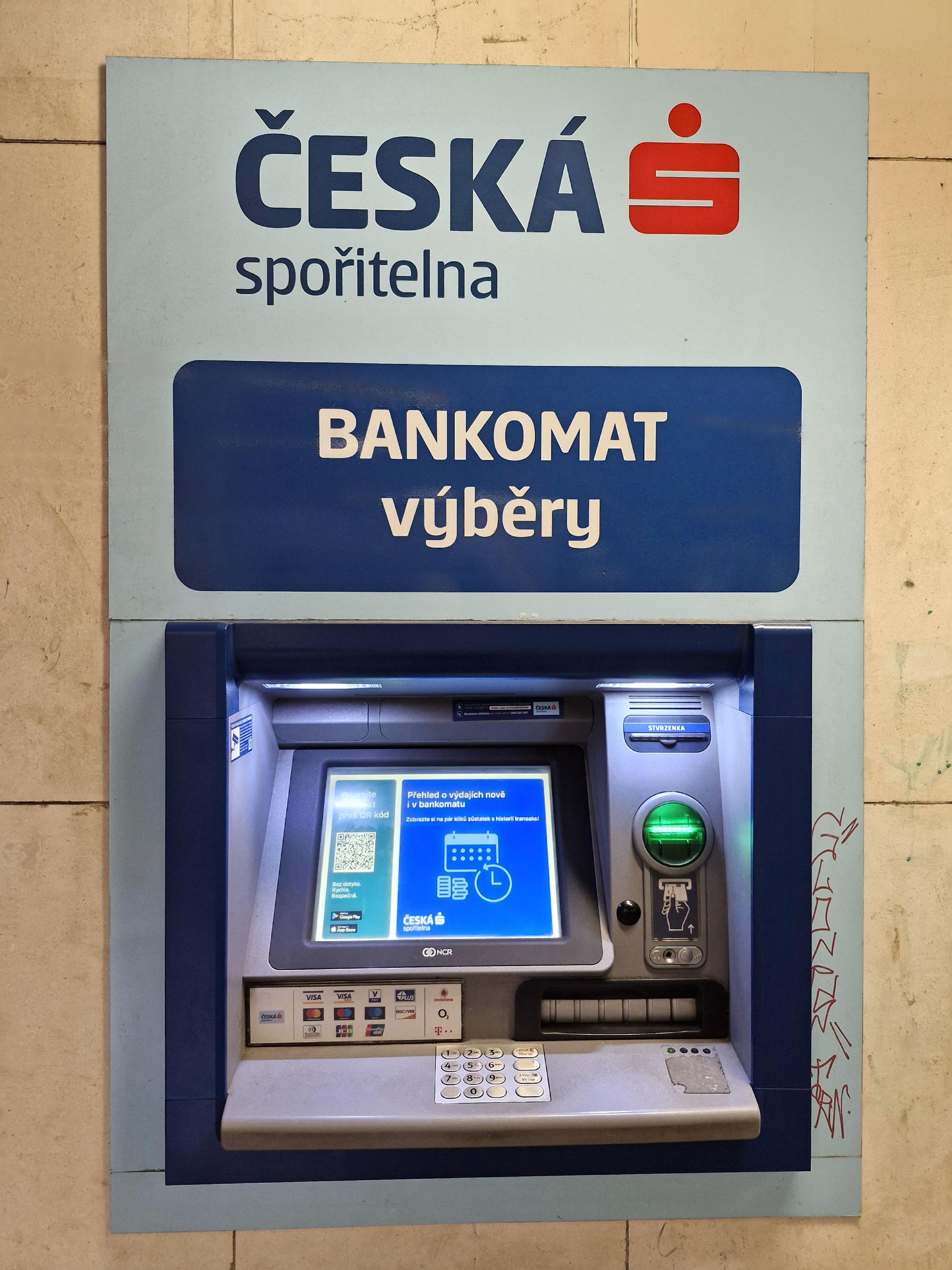 Bankomat České spořitelny foto 2