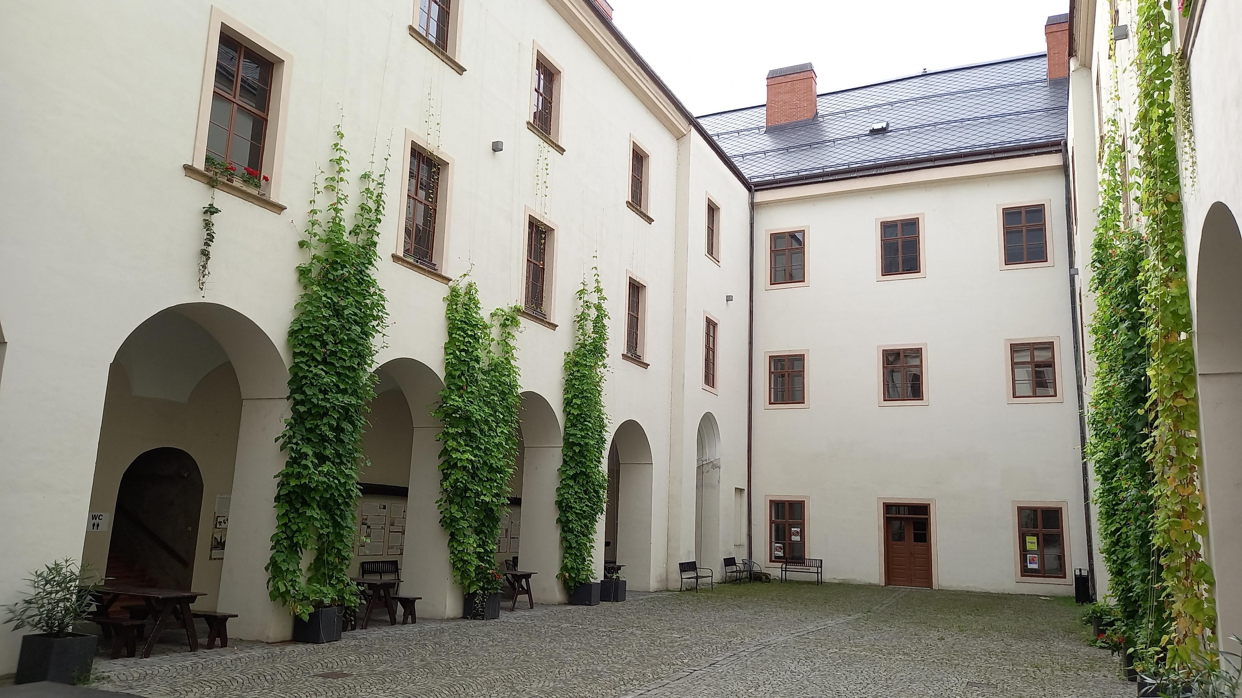 Šternberský klášter foto 6