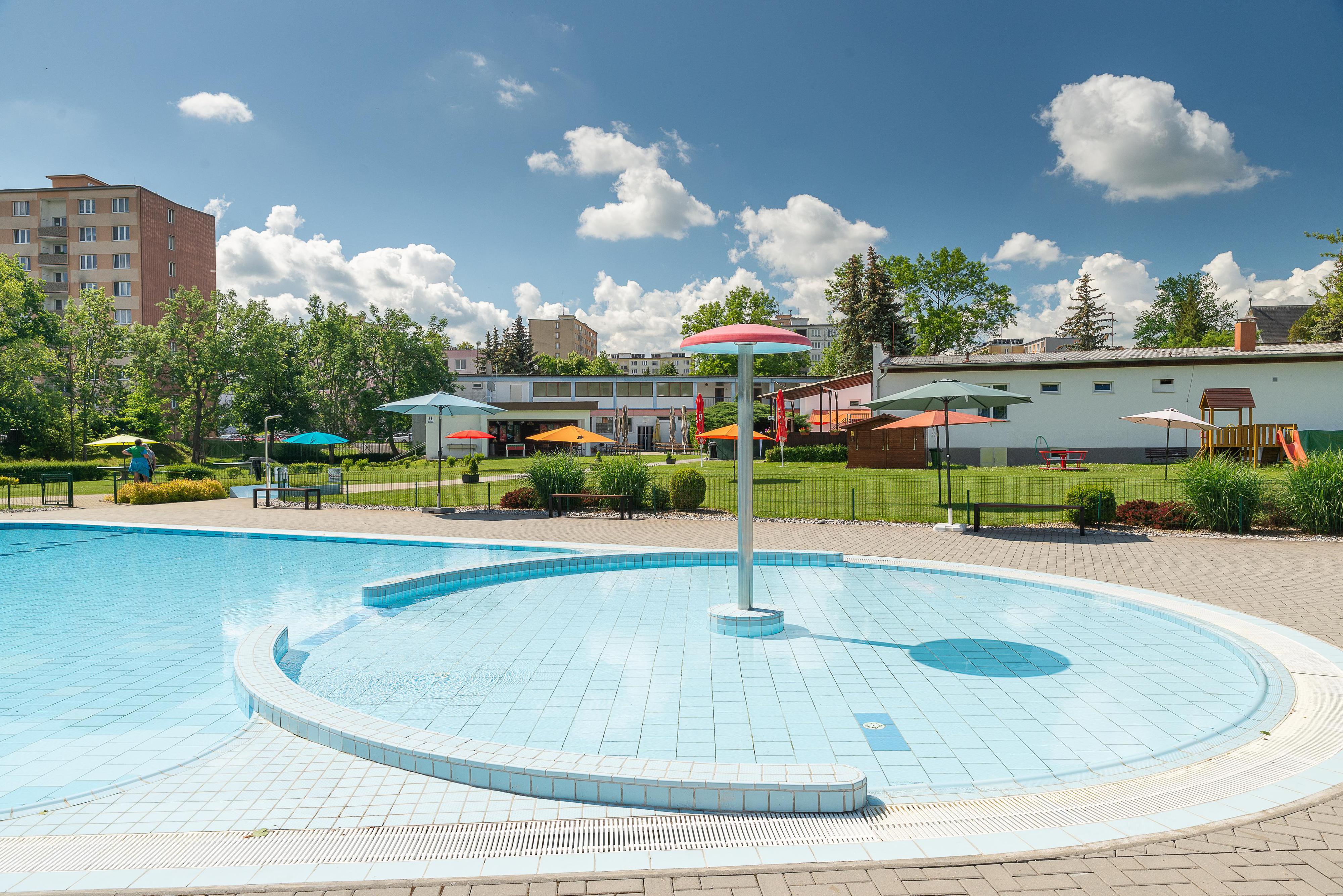 Městské koupaliště Louny foto 3