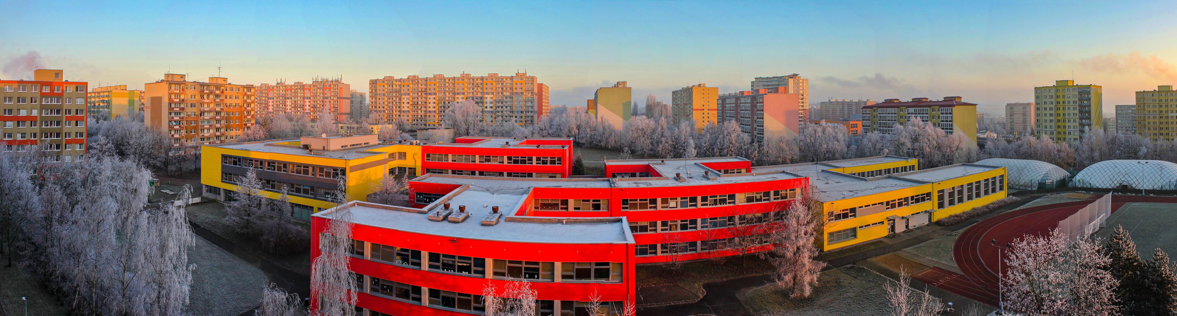 ZŠ generálporučíka Františka Peřiny Praha 6 foto 2