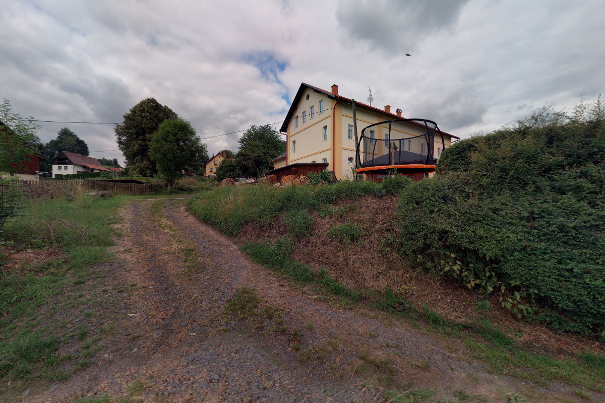 Stellplatz u Zvonečku foto 3