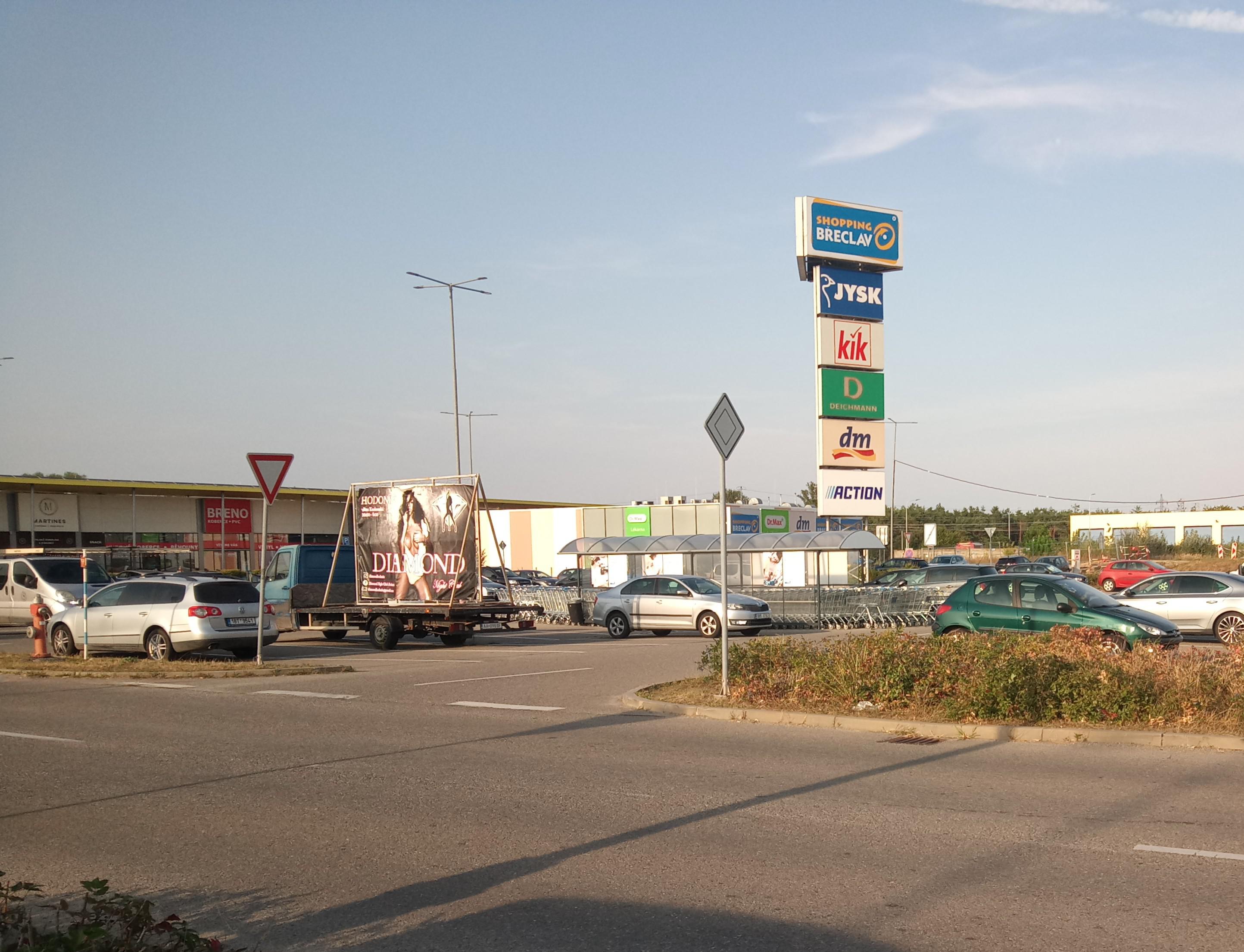 AVENTIN Shopping Břeclav foto 4
